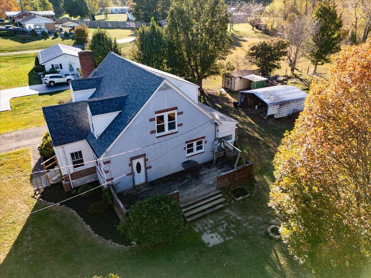 218 DOE CREEK Road
