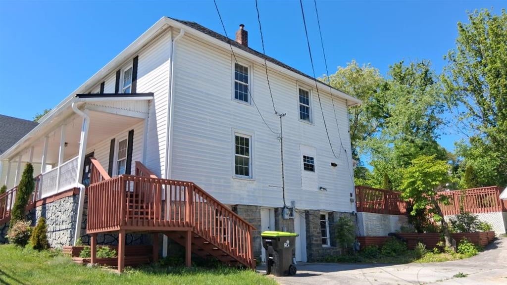 128 VALLEY Street