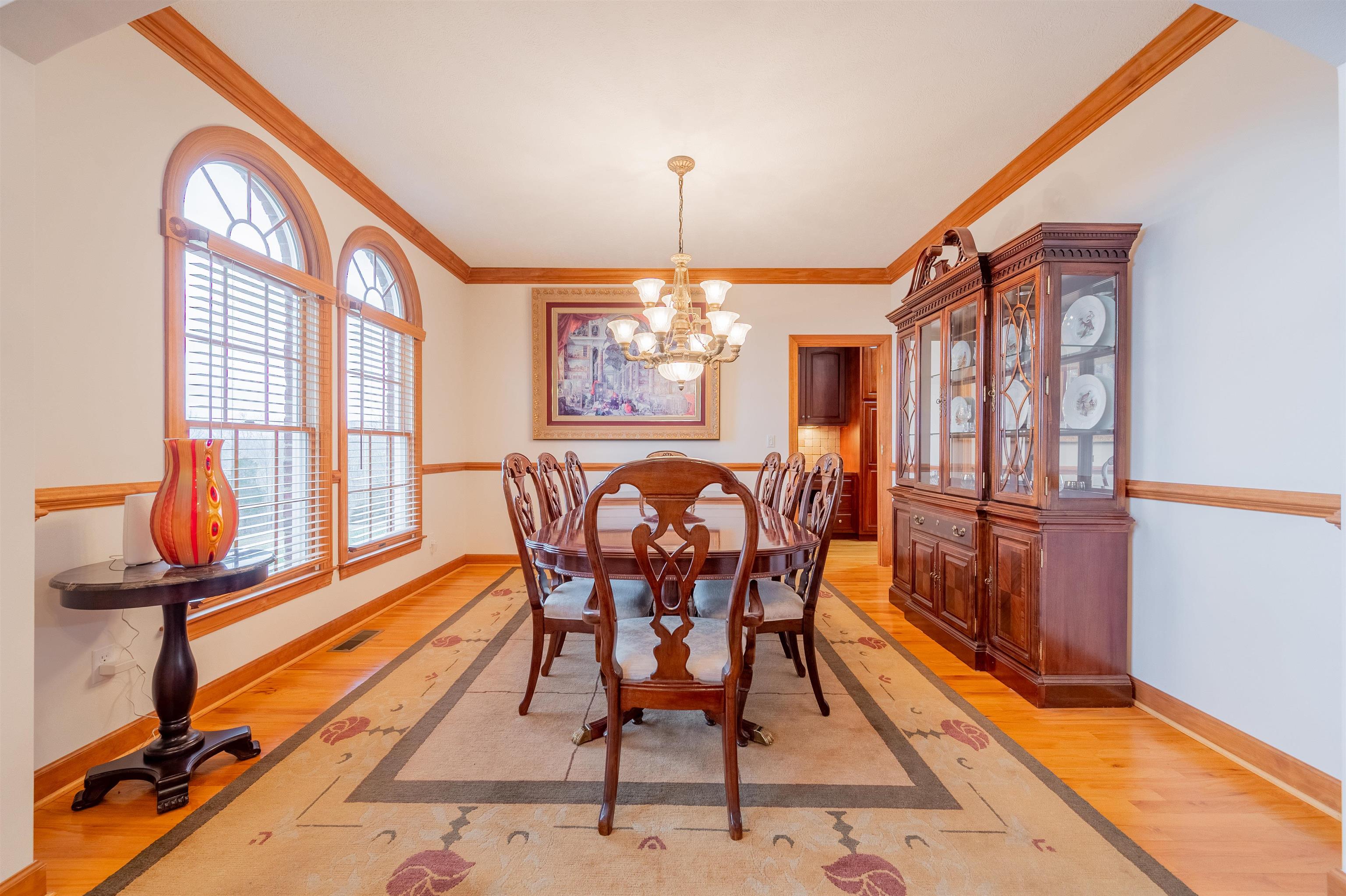 Pearisburg, Virginia 24134, United States, 4 Bedrooms Bedrooms, ,4 BathroomsBathrooms,Residential,Active,66961