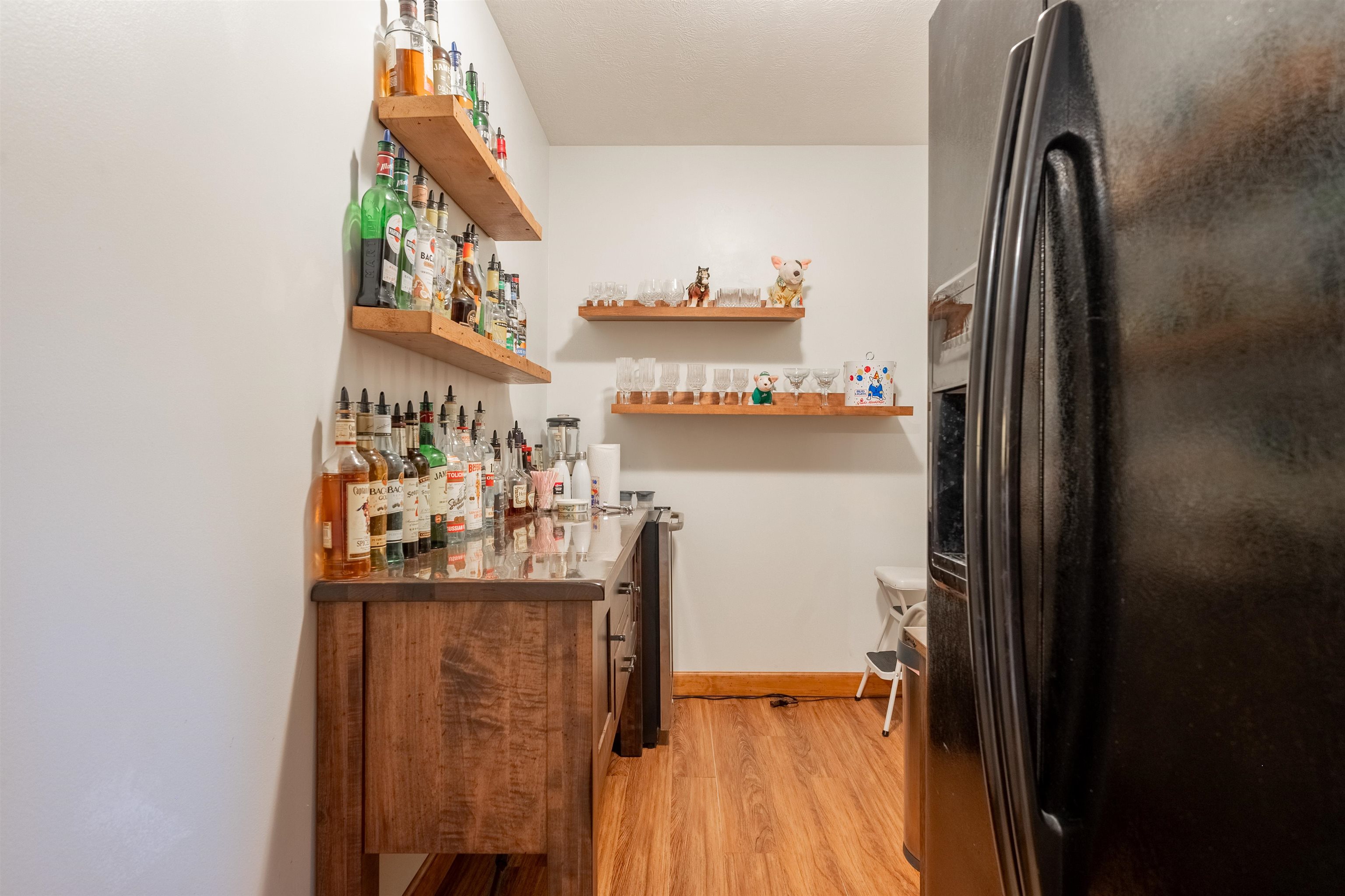 Pearisburg, Virginia 24134, United States, 4 Bedrooms Bedrooms, ,4 BathroomsBathrooms,Residential,Active,66961