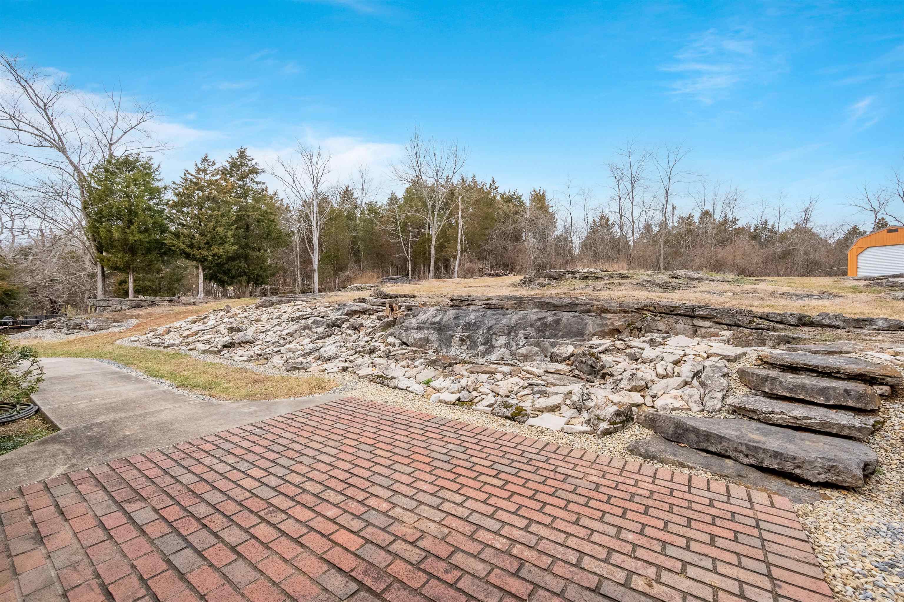 Pearisburg, Virginia 24134, United States, 4 Bedrooms Bedrooms, ,4 BathroomsBathrooms,Residential,Active,66961