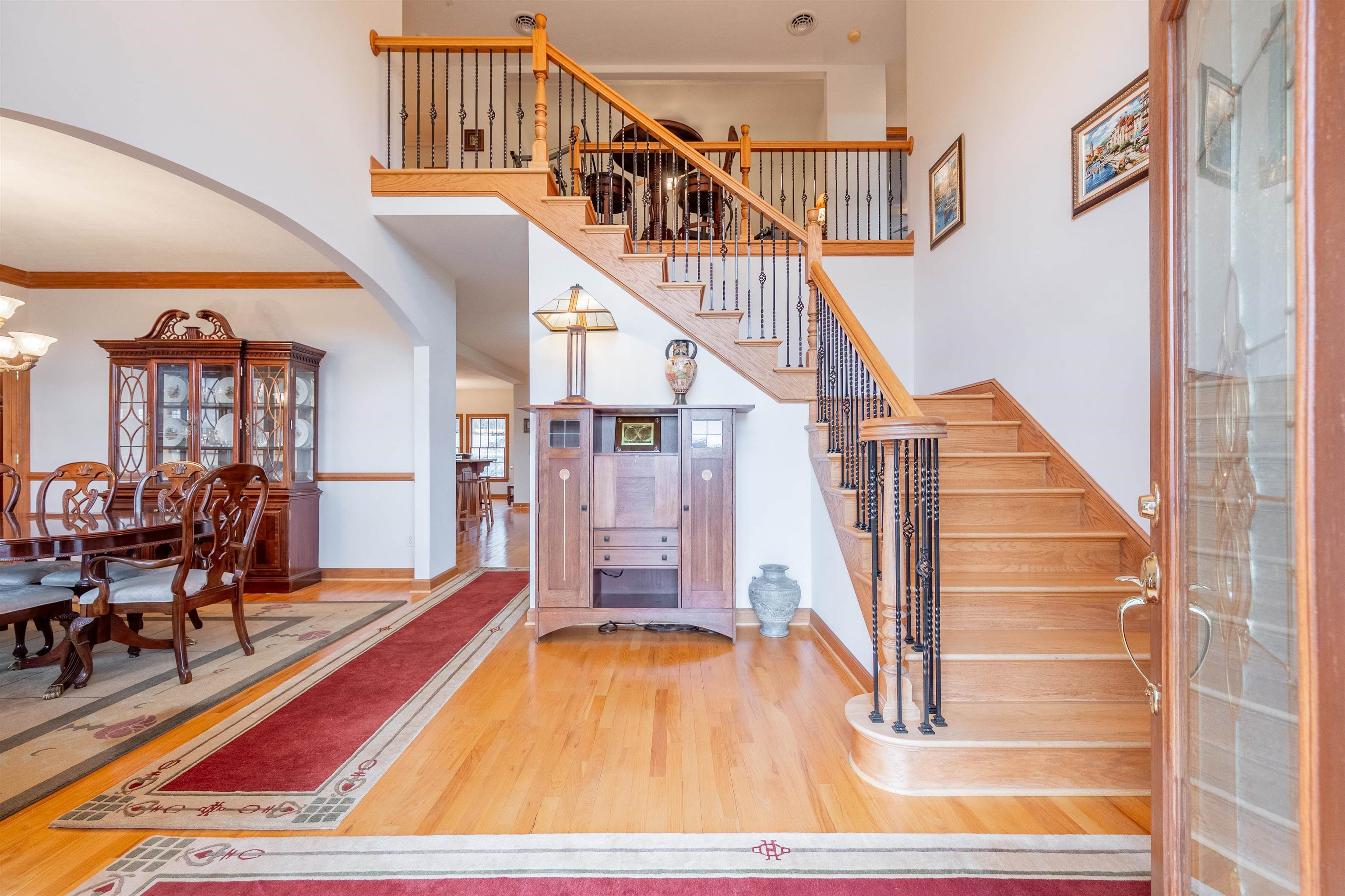 Pearisburg, Virginia 24134, United States, 4 Bedrooms Bedrooms, ,4 BathroomsBathrooms,Residential,Active,66961