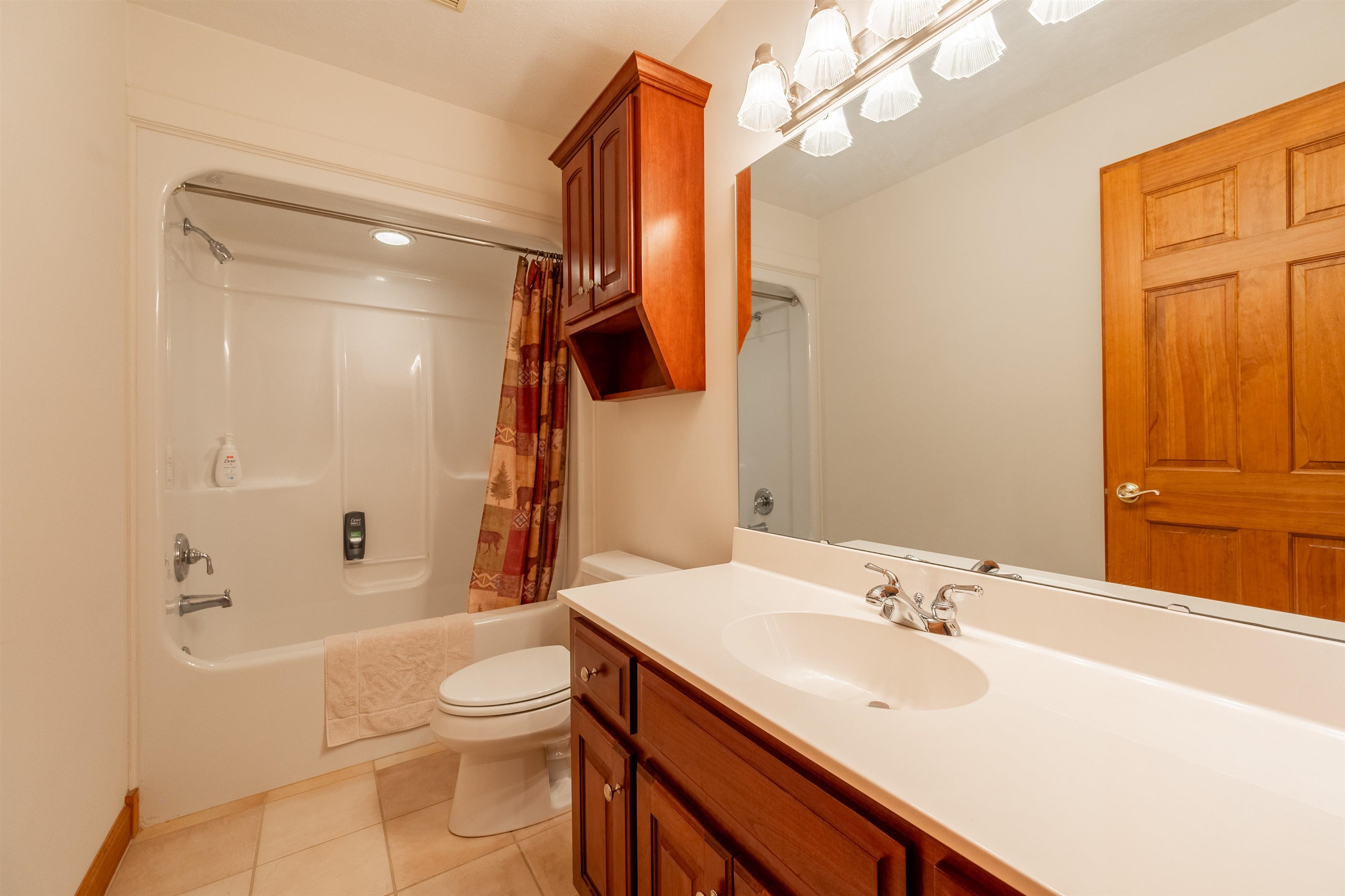 Pearisburg, Virginia 24134, United States, 4 Bedrooms Bedrooms, ,4 BathroomsBathrooms,Residential,Active,66961