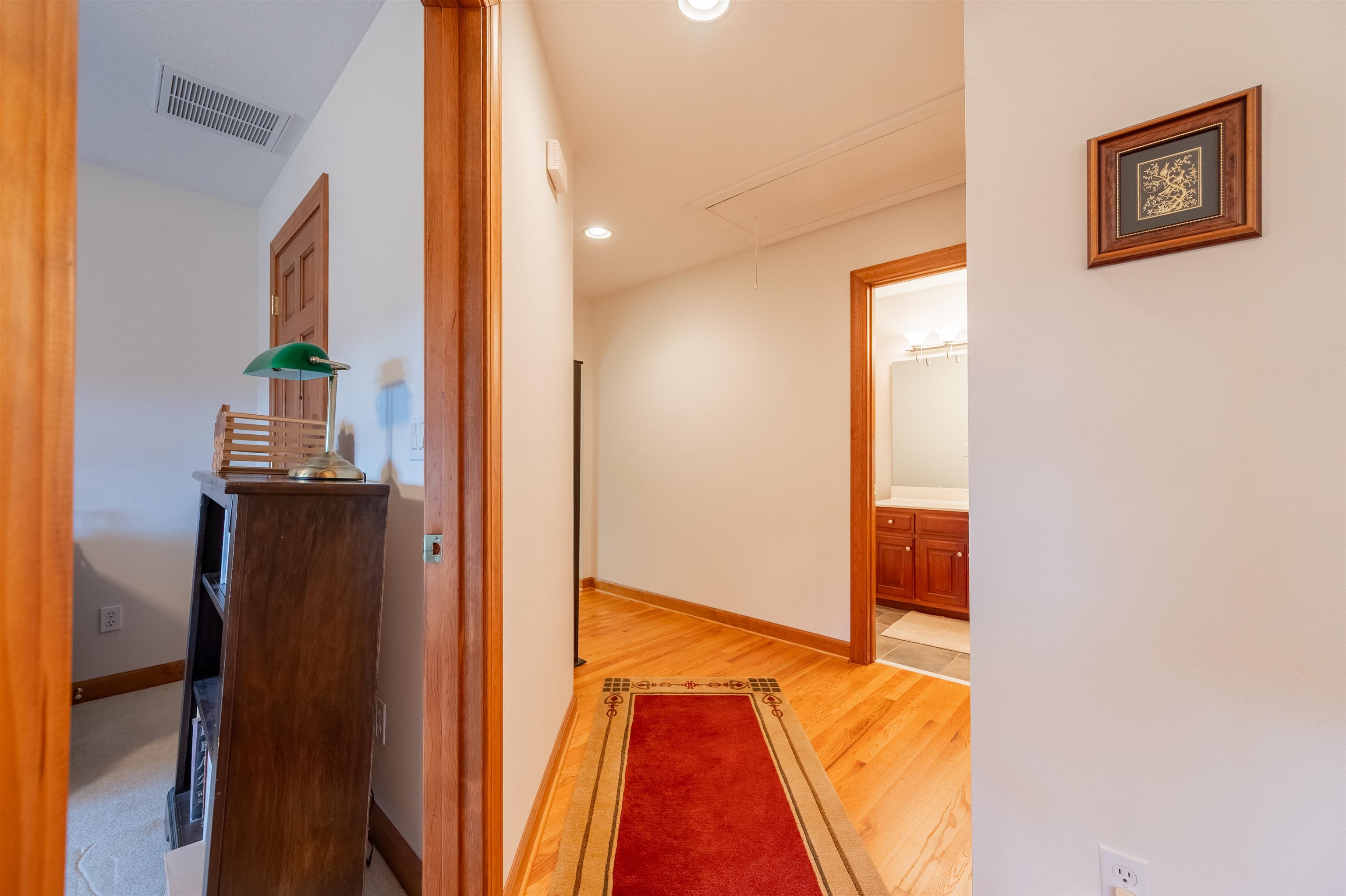 Pearisburg, Virginia 24134, United States, 4 Bedrooms Bedrooms, ,4 BathroomsBathrooms,Residential,Active,66961