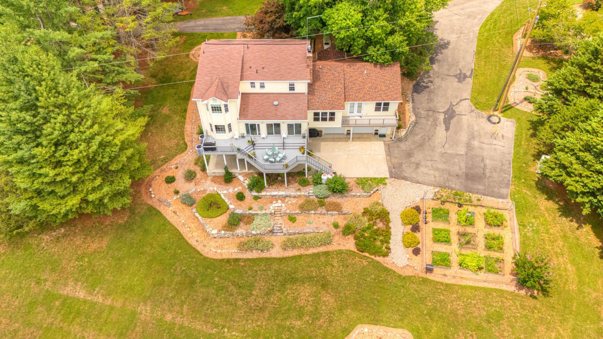 6020 LYONS Road