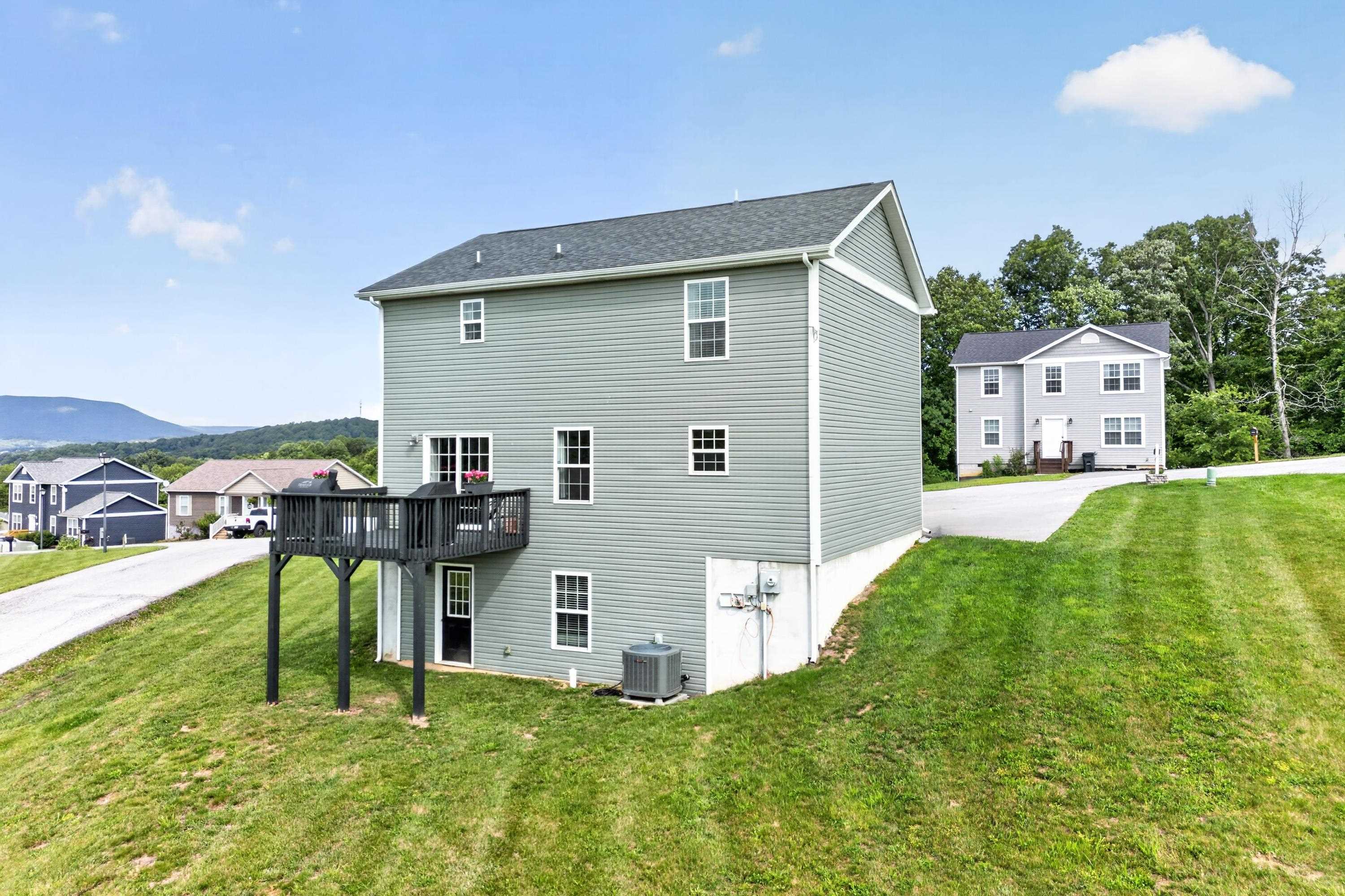 120 Prairie View Lane