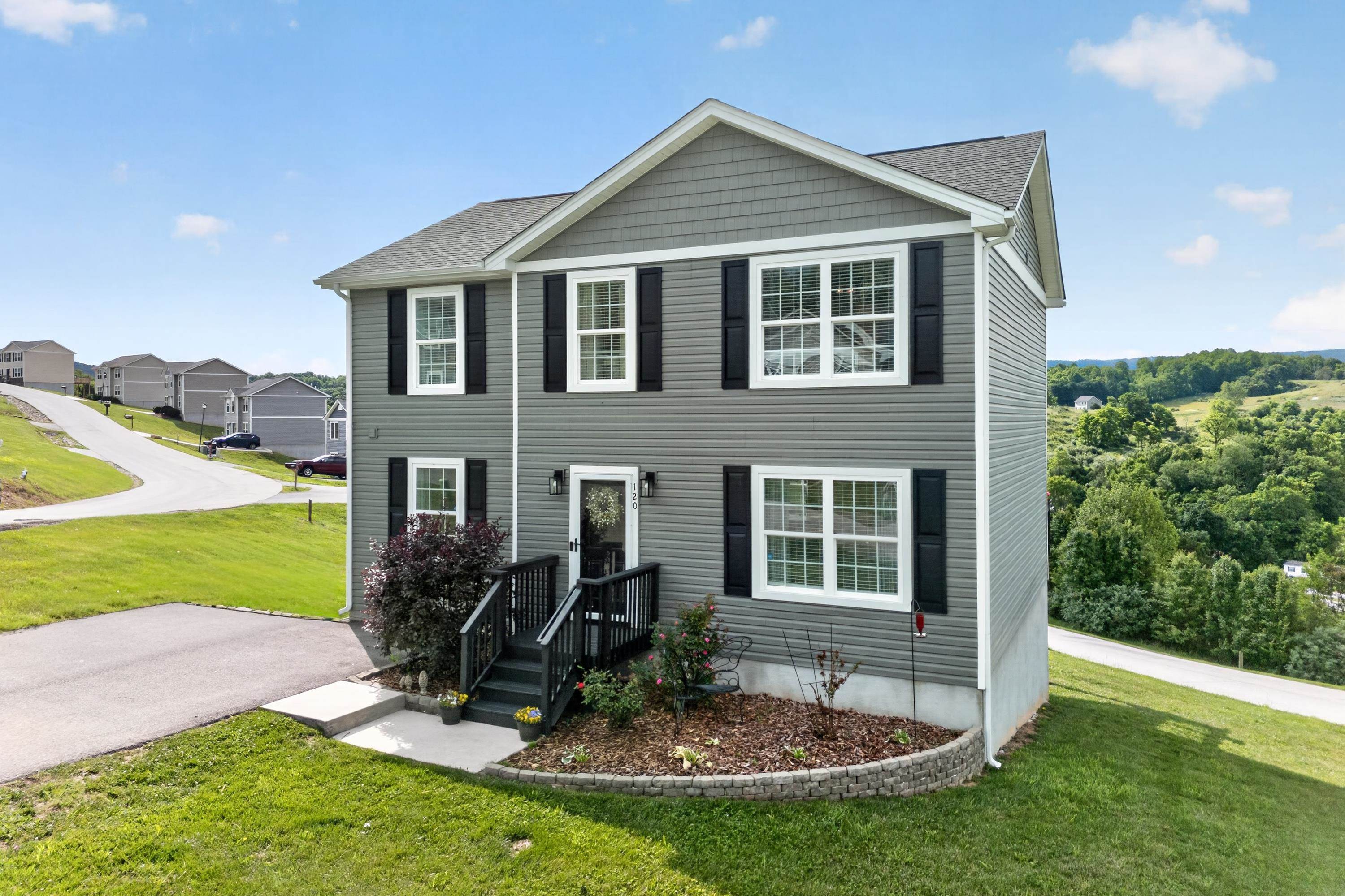 120 Prairie View Lane