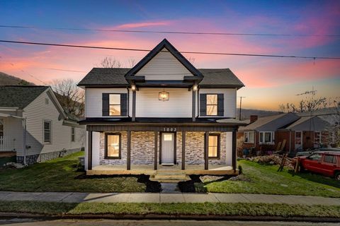 1002 Wolf Street Narrows VA 24124