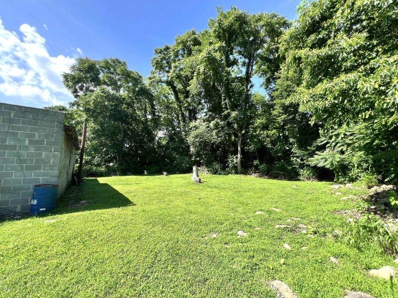 319A Poplar Street