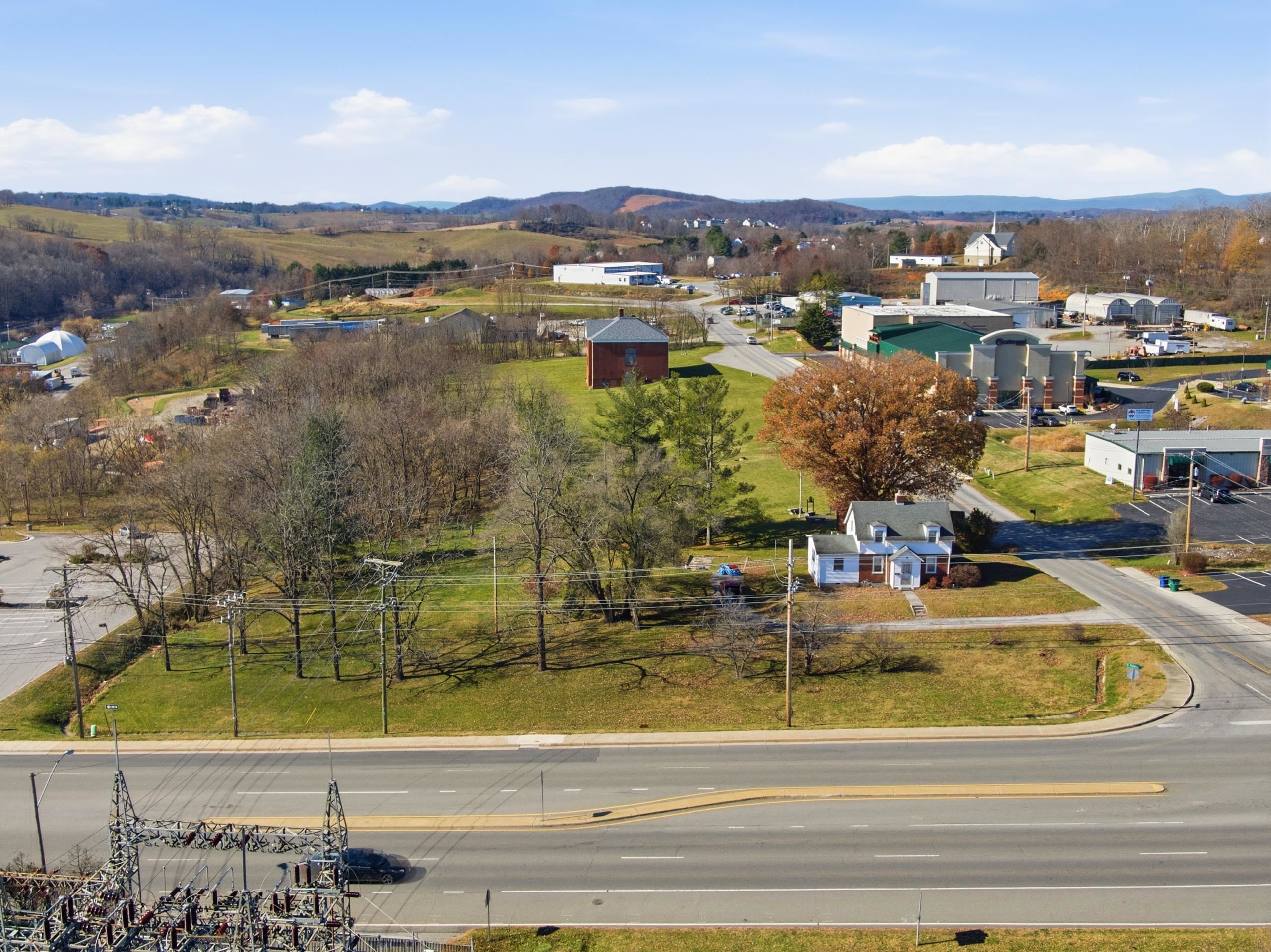 45 SCATTERGOOD Drive NW