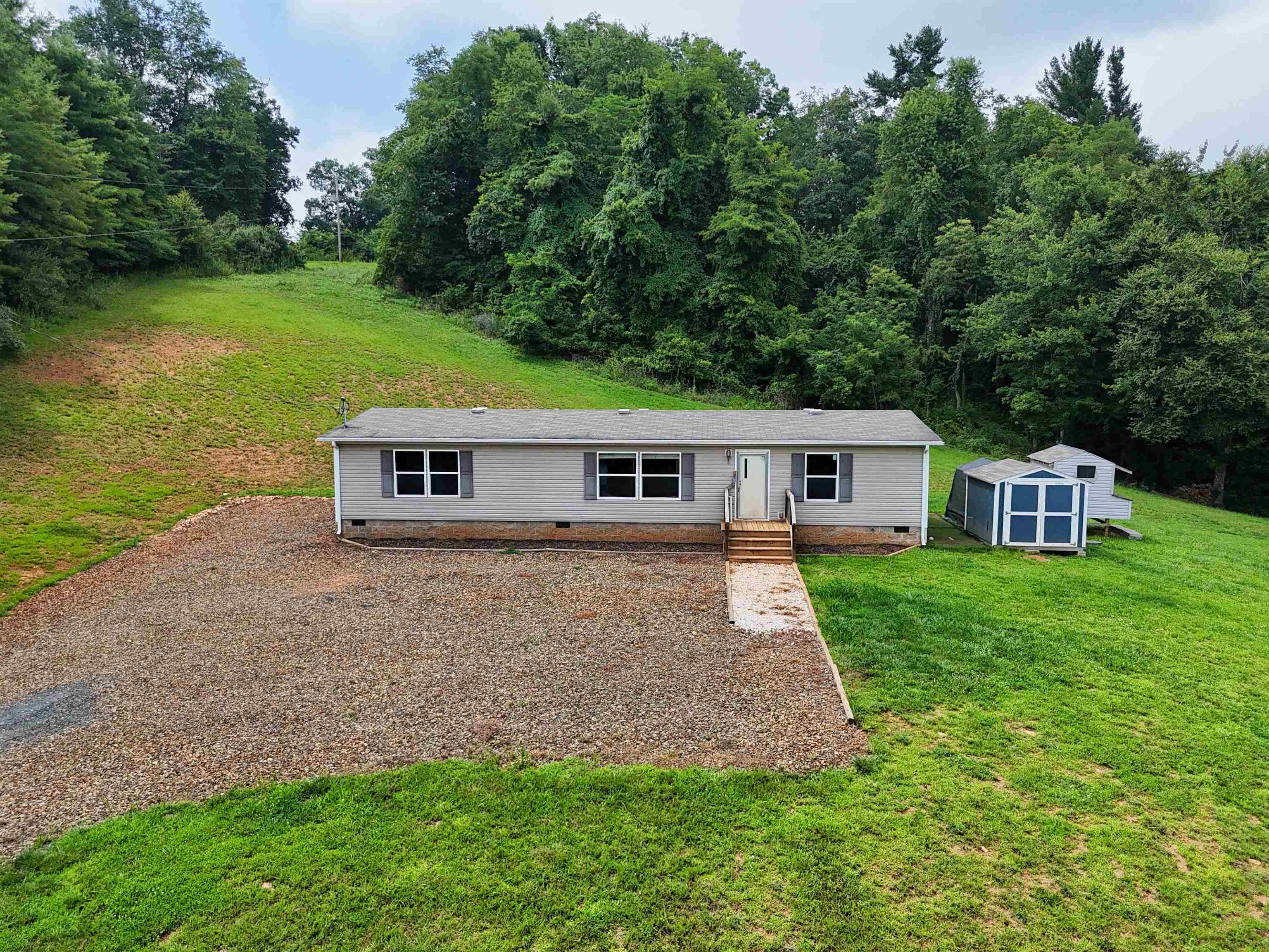 3767 Franklin Pike SE