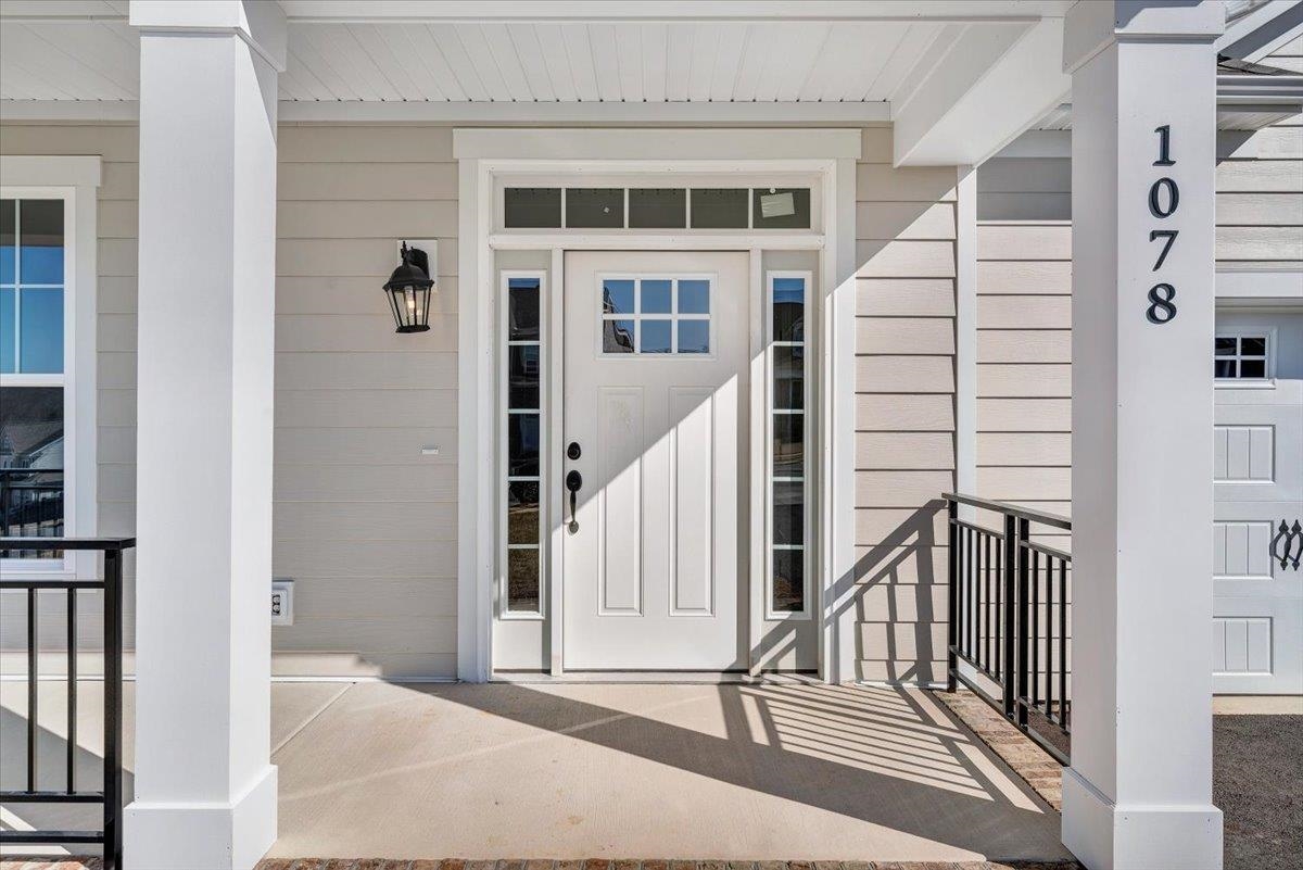 985 Round Meadow Drive