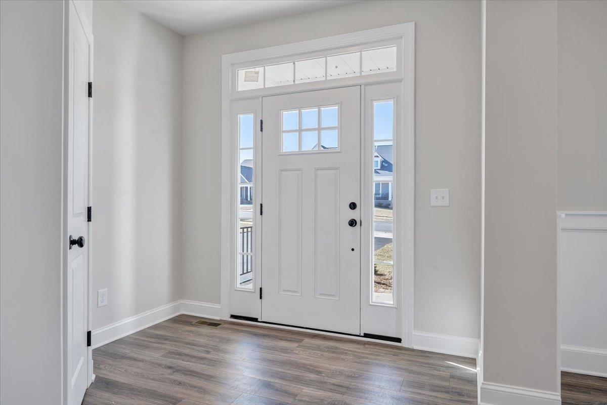 985 Round Meadow Drive