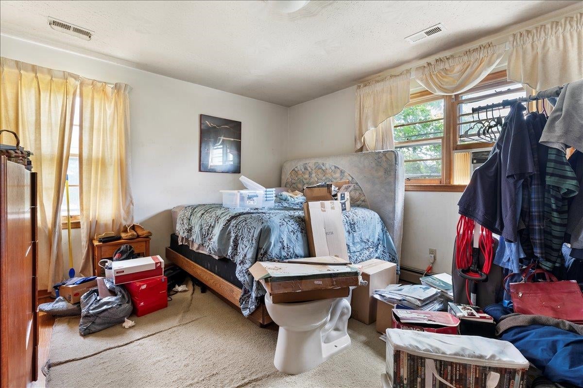 1303 HOPKINS Drive