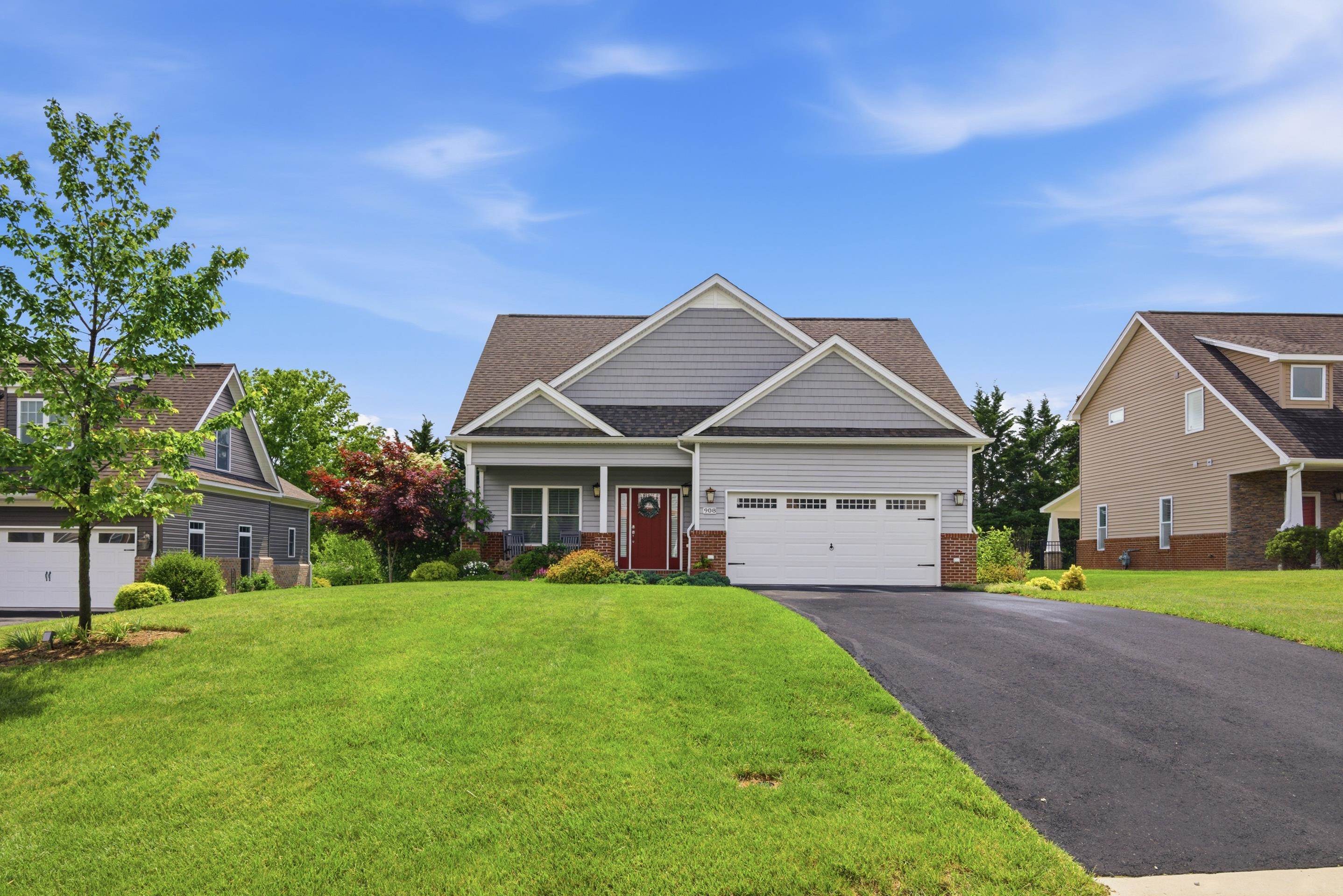 908 Kentwood Drive