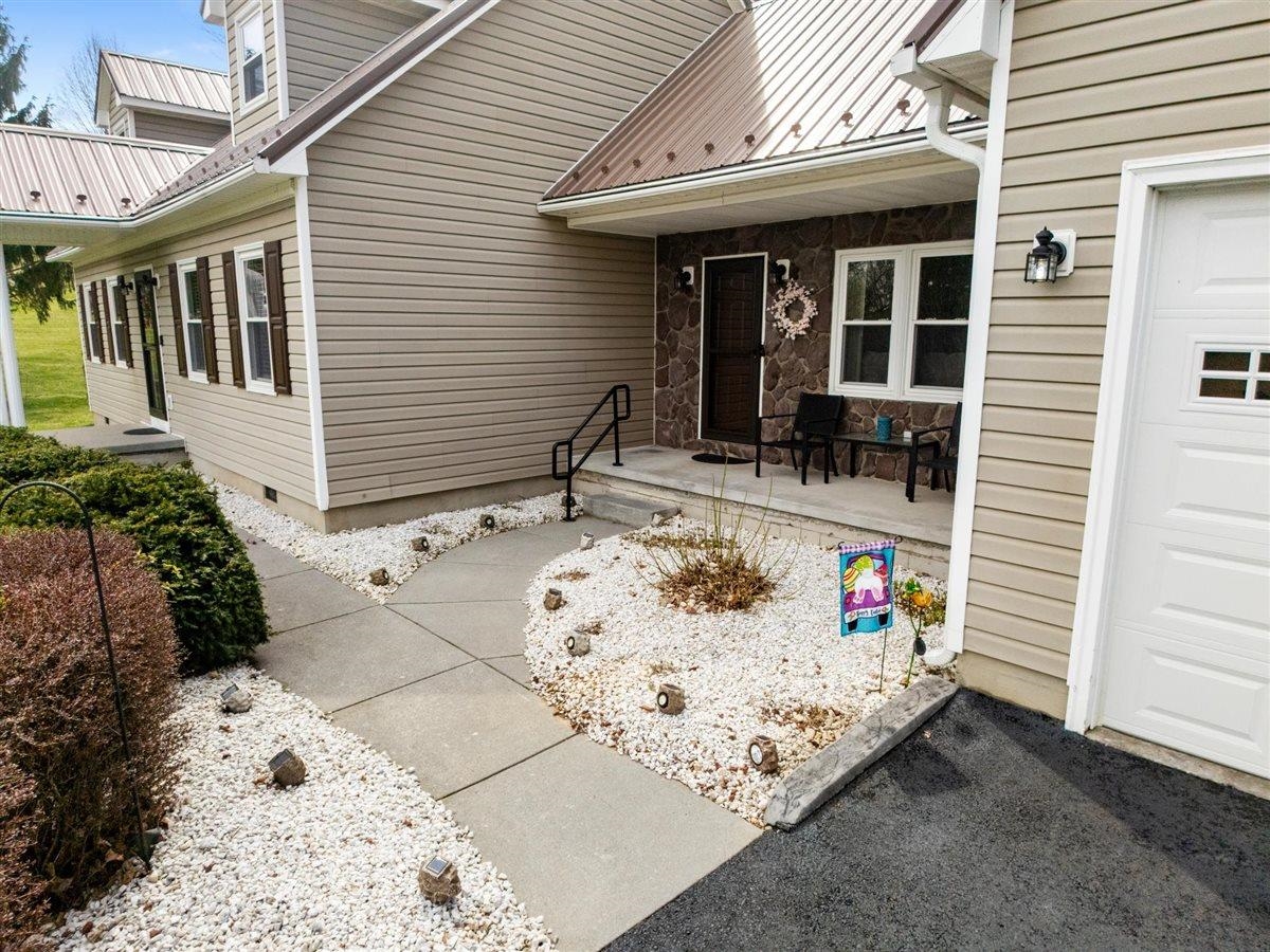 184 FARLEY Circle