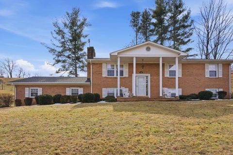 5725 Graysontown Road Radford VA 24141
