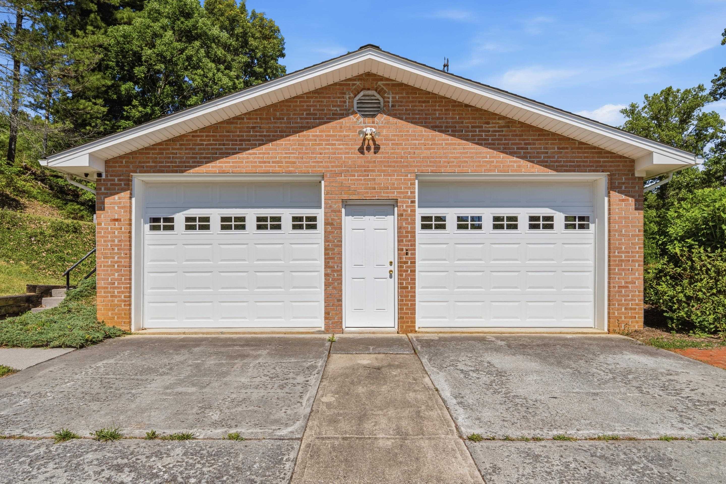 5725 Graysontown Road