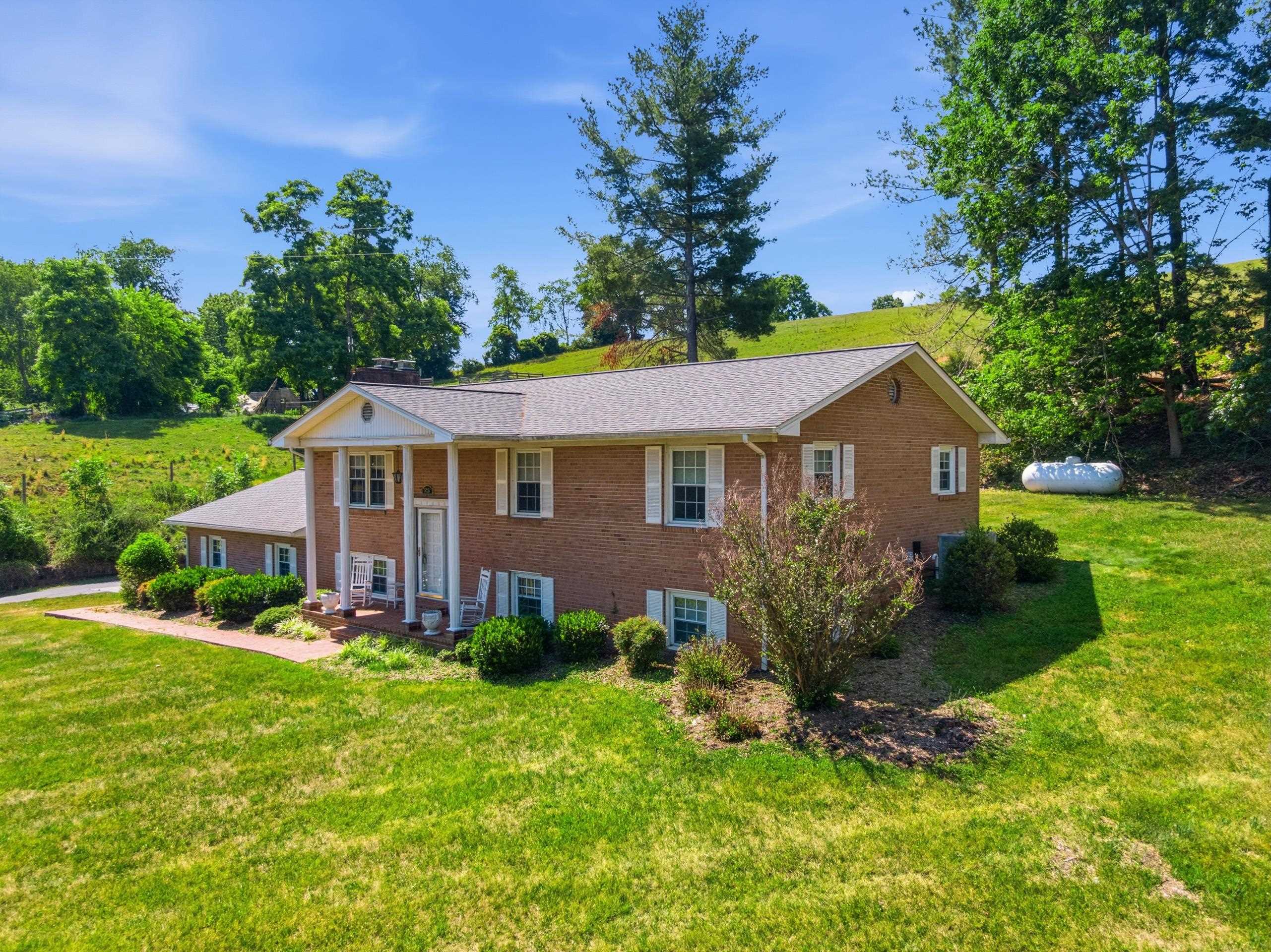 5725 Graysontown Road