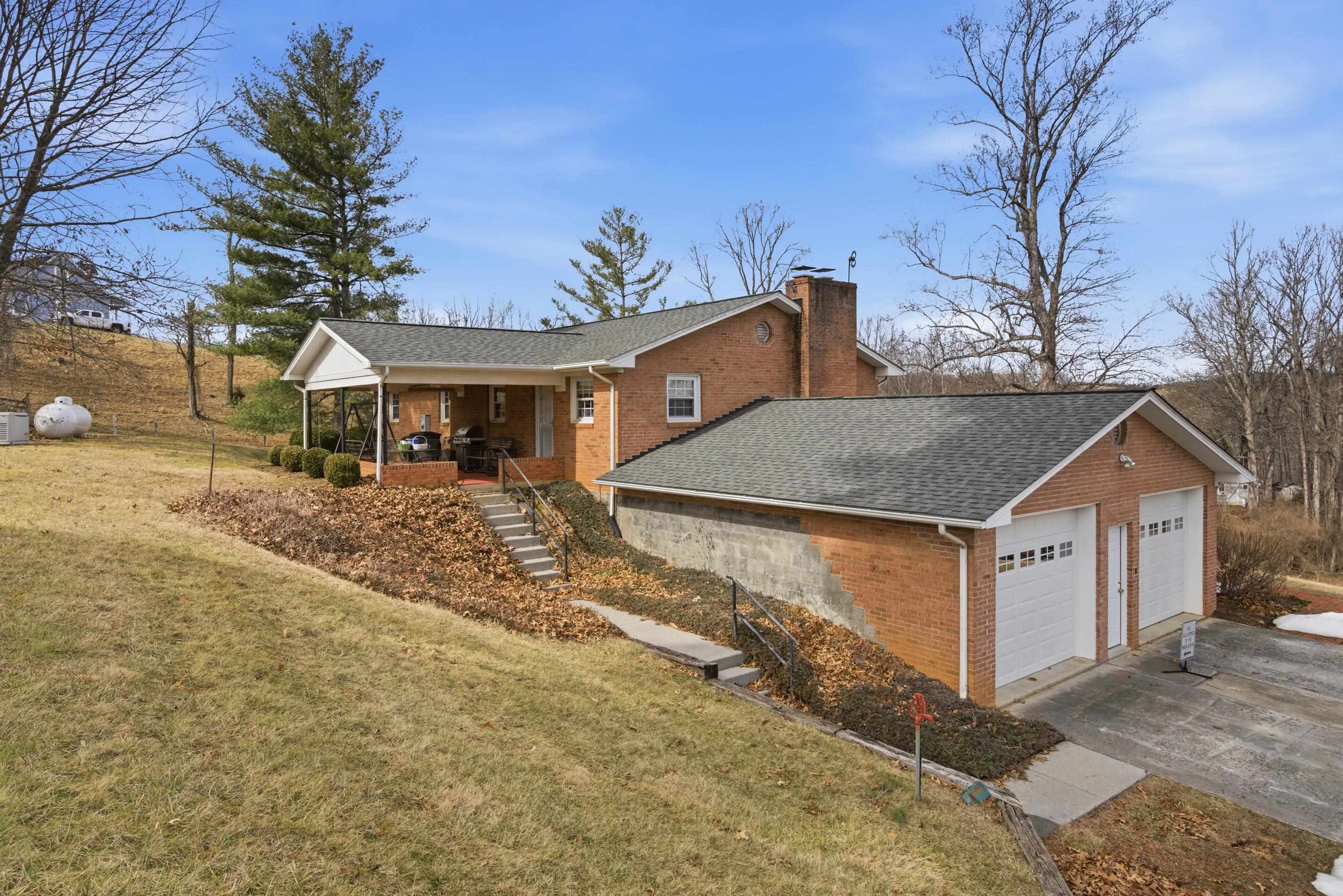 5725 Graysontown Road