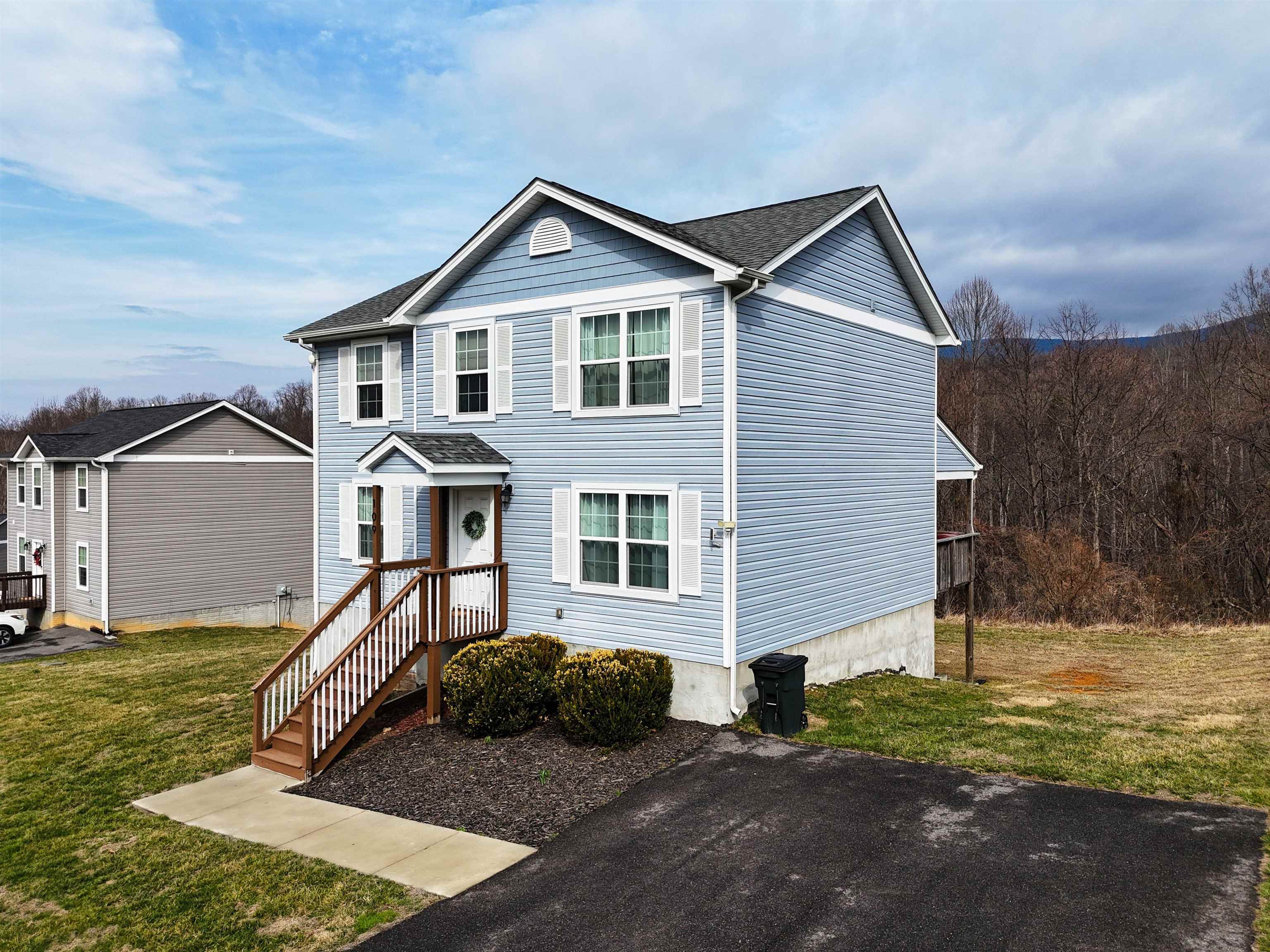 109 PRAIRIE VIEW Lane