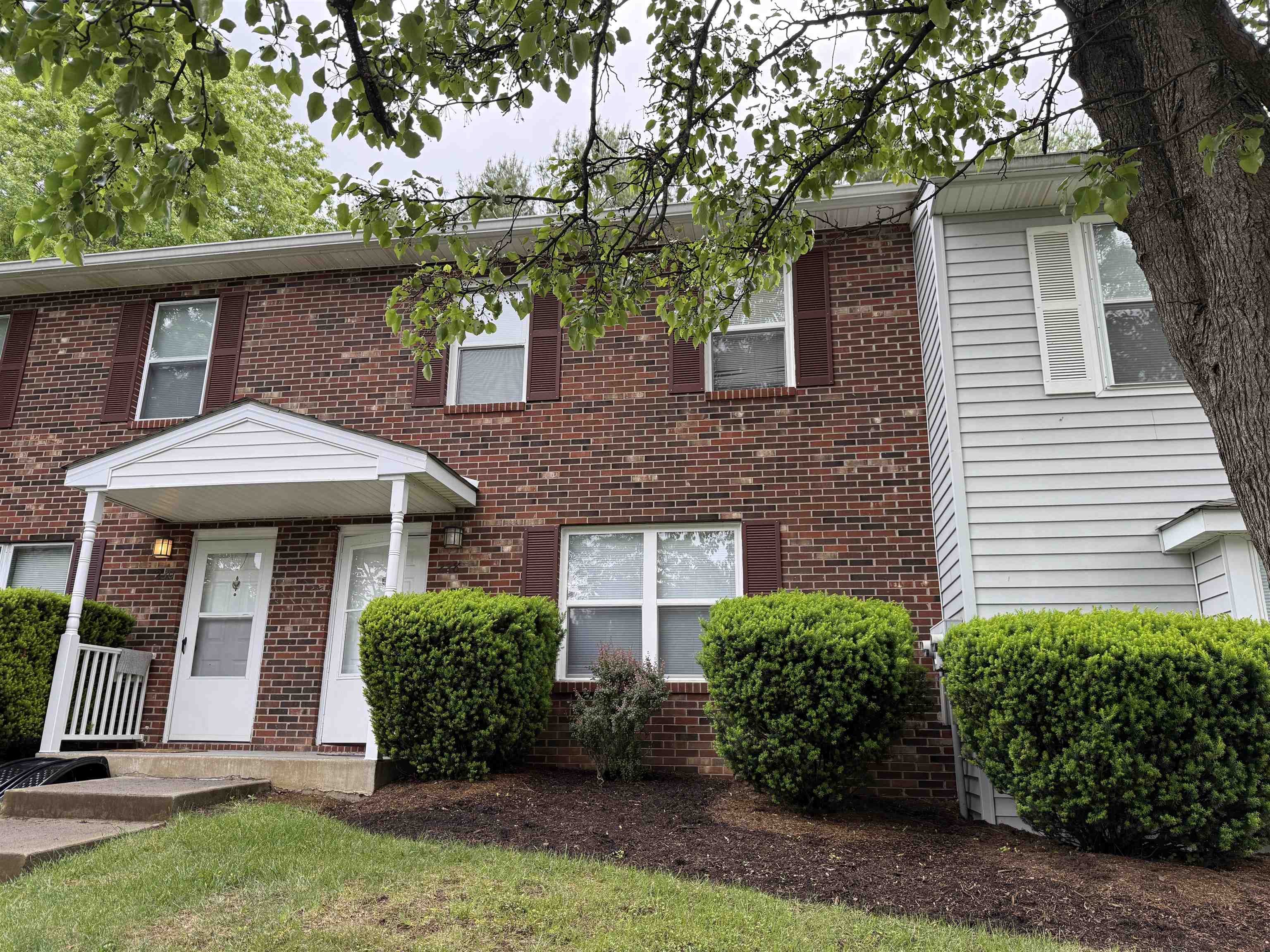 228 JANIE Lane
