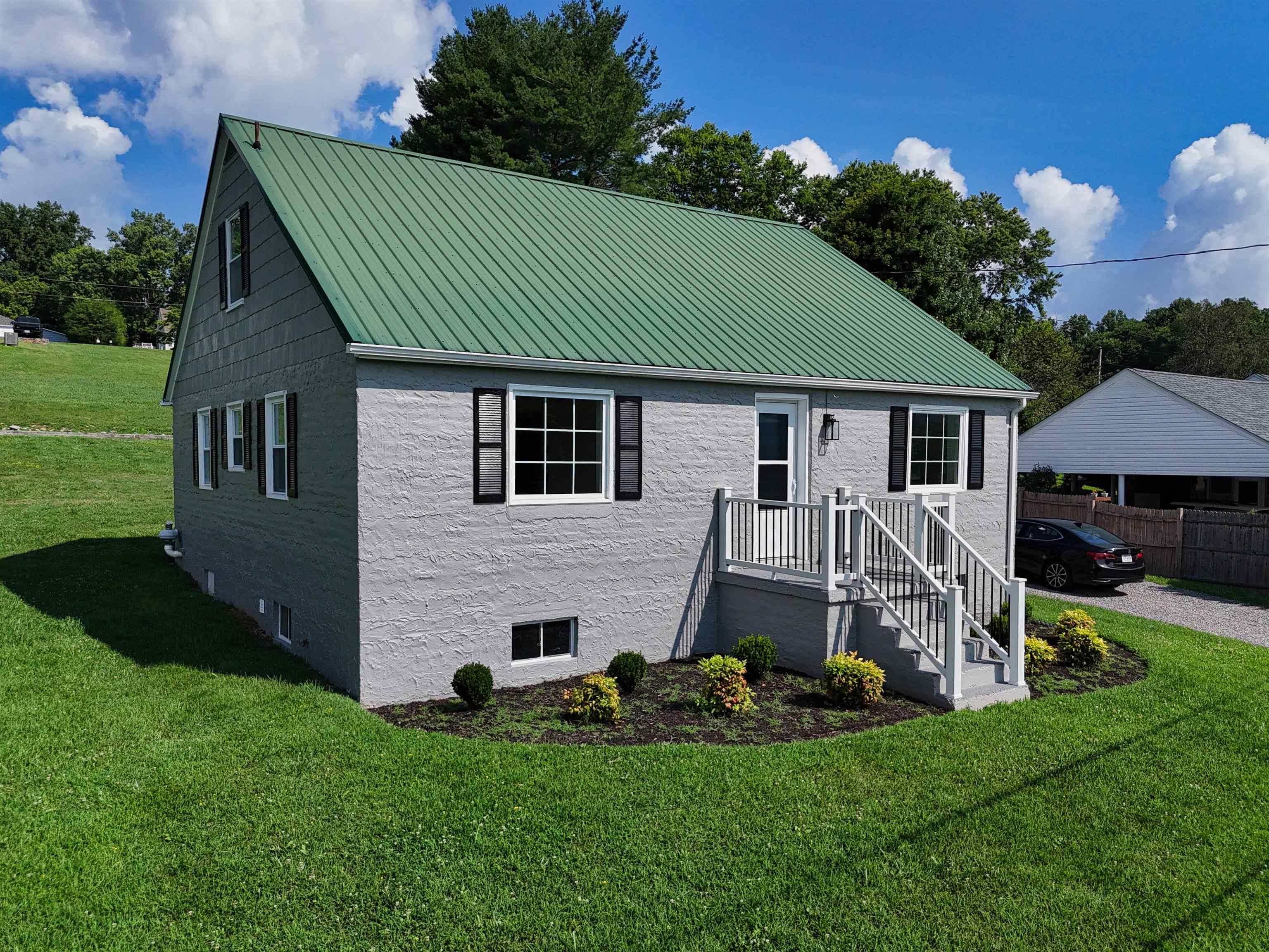 501 CEDAR Drive