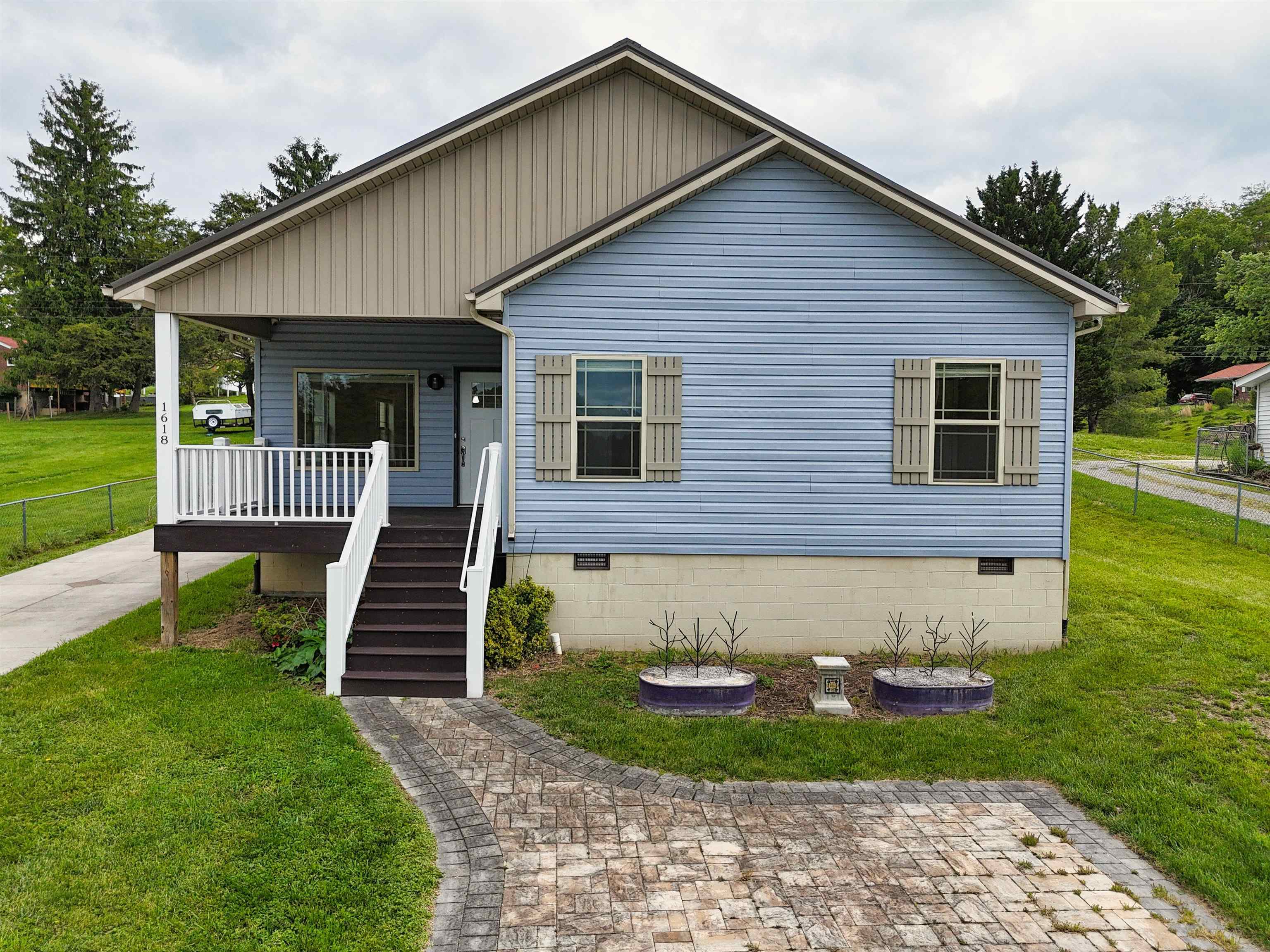 1618 Fourth Street
