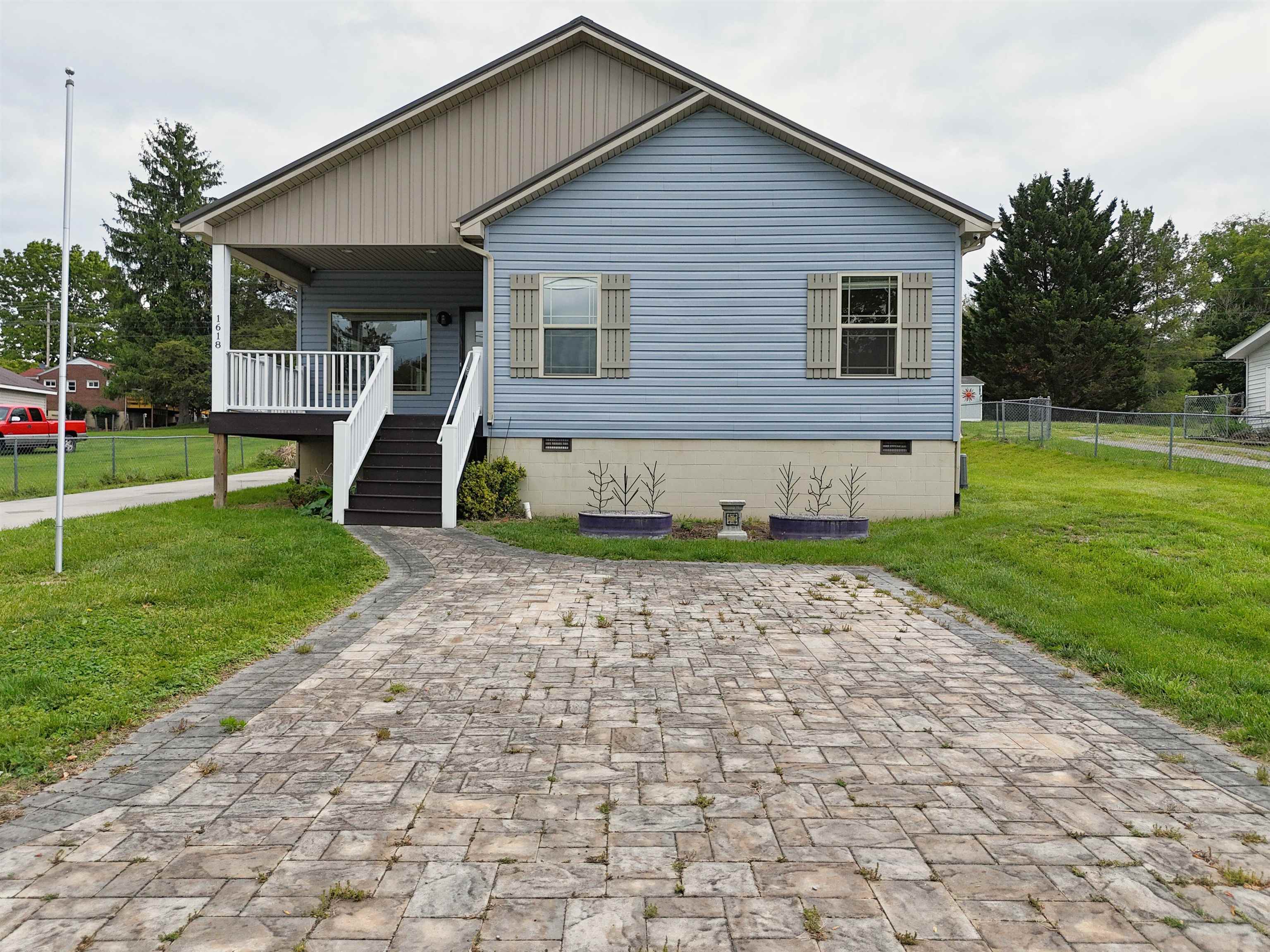 1618 Fourth Street