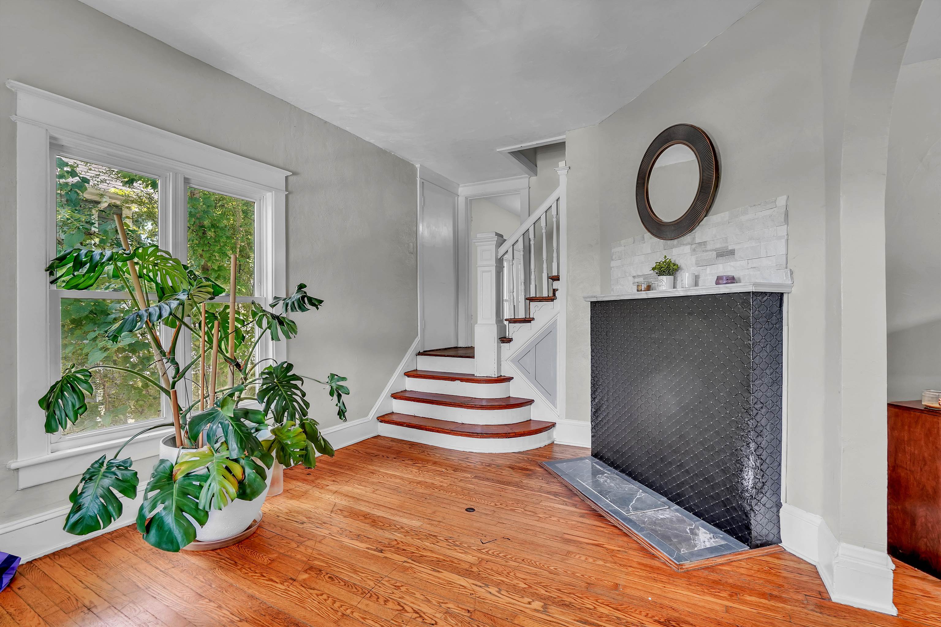 1313 Grove Avenue