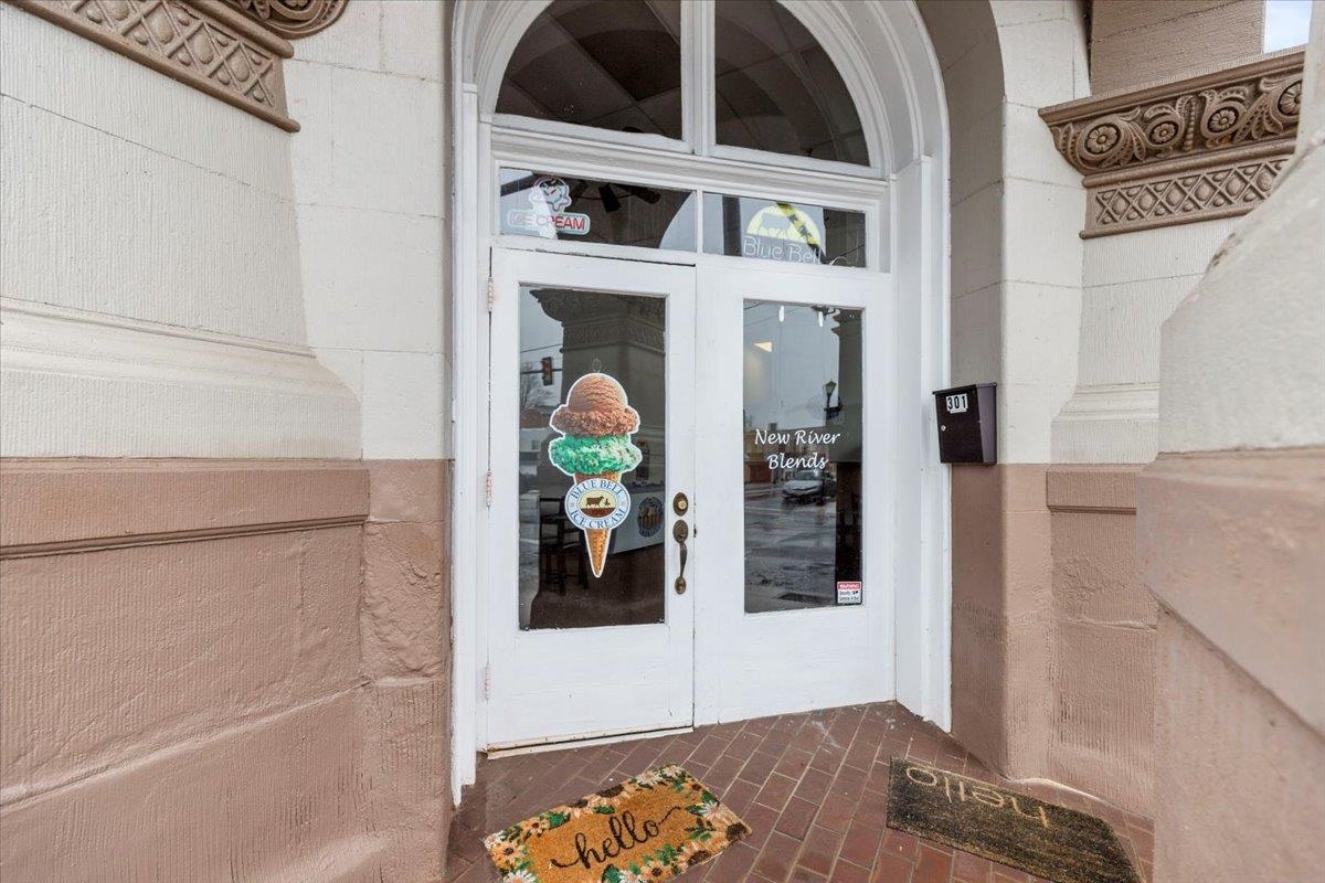 301 W Main Street