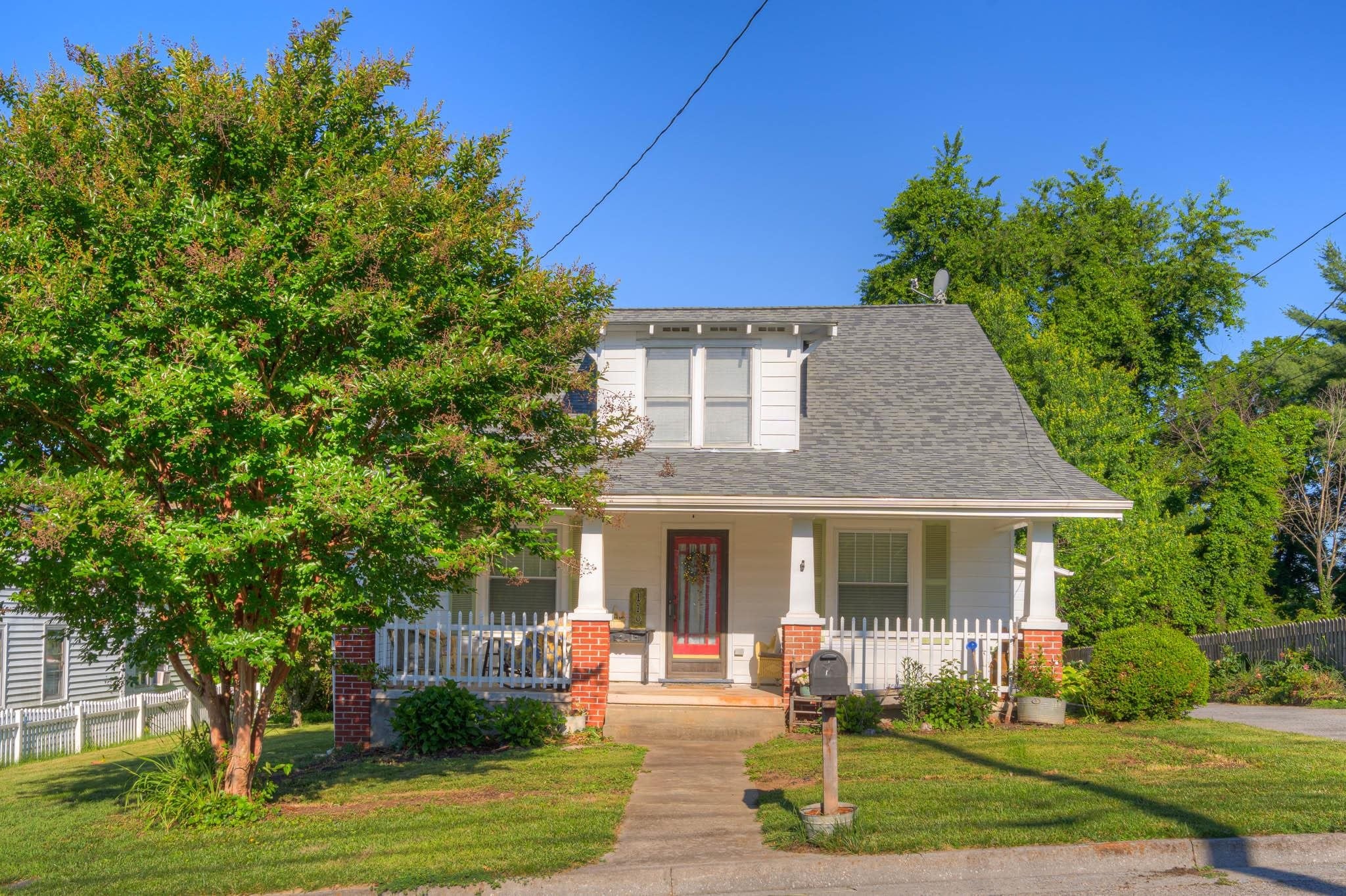 110 Lester Street