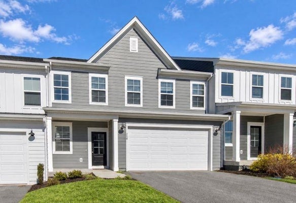 208 ADDISON CT, BLACKSBURG, VA 24060 - Image c482a3bf85628c6165e9c8d4379a58bb/4094900477