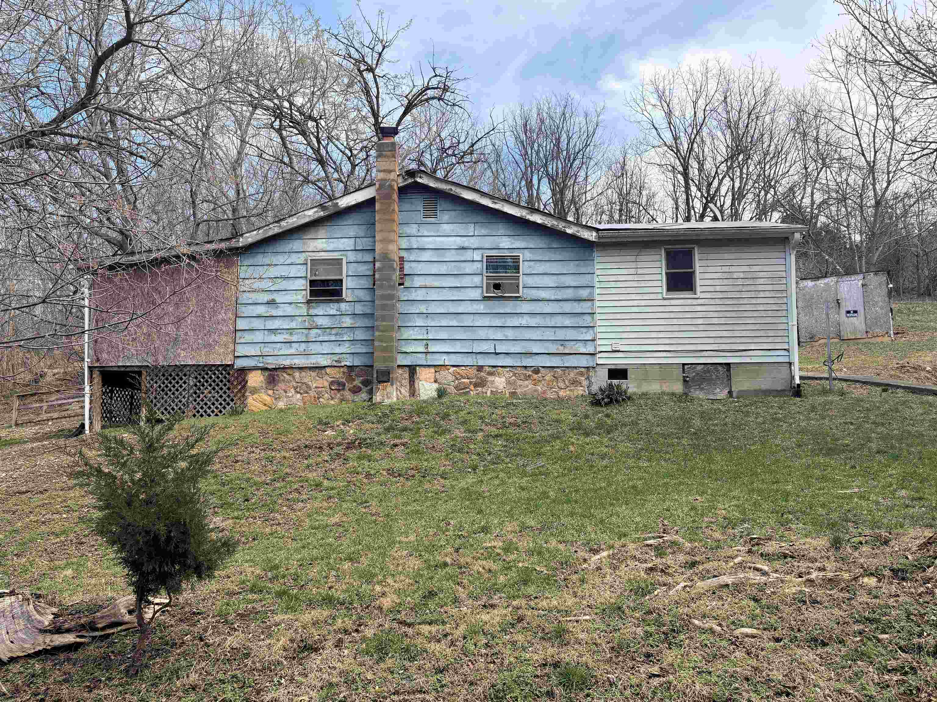 263 HOPKINS Road