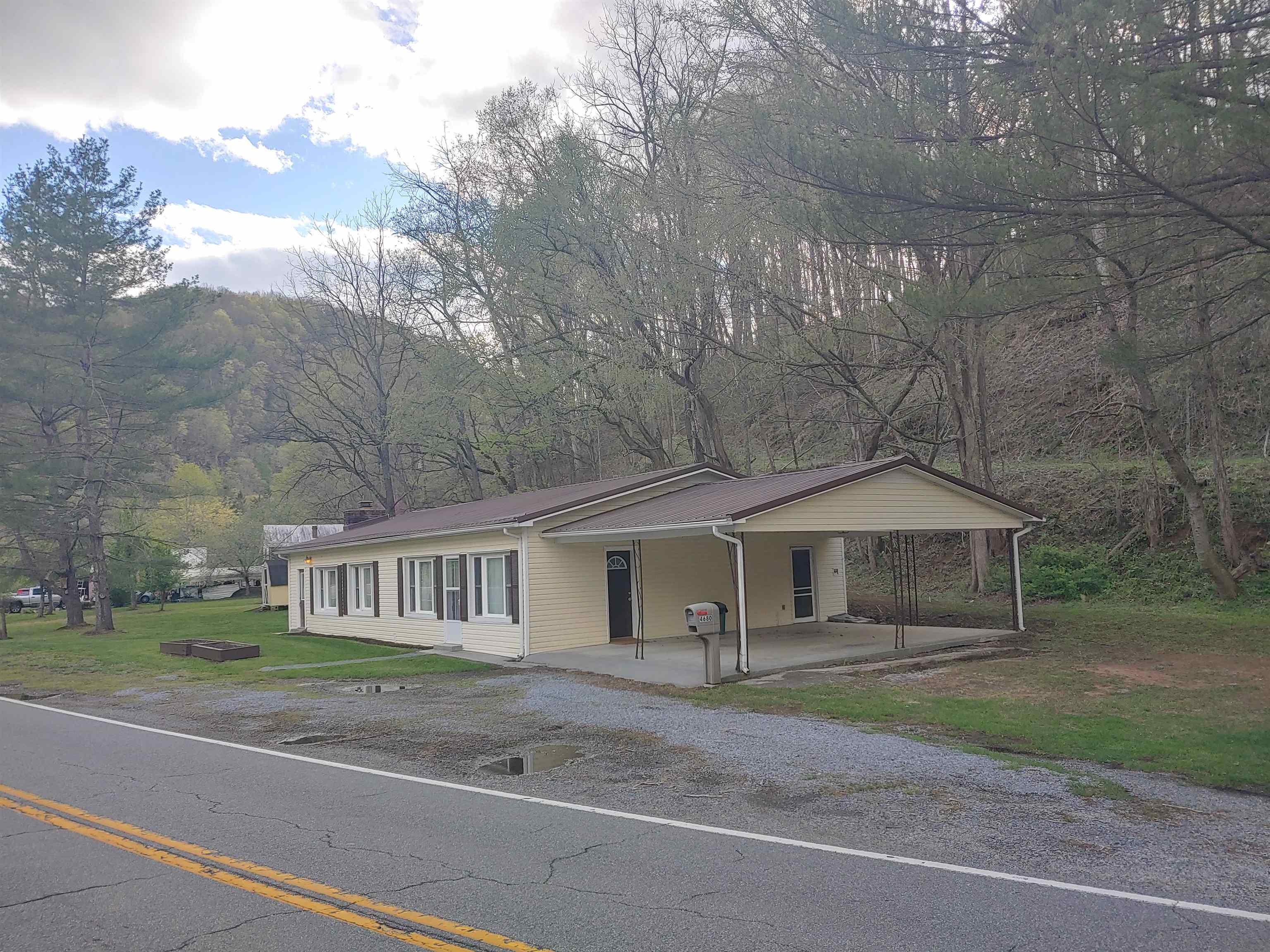 4680 Wolf Creek Road