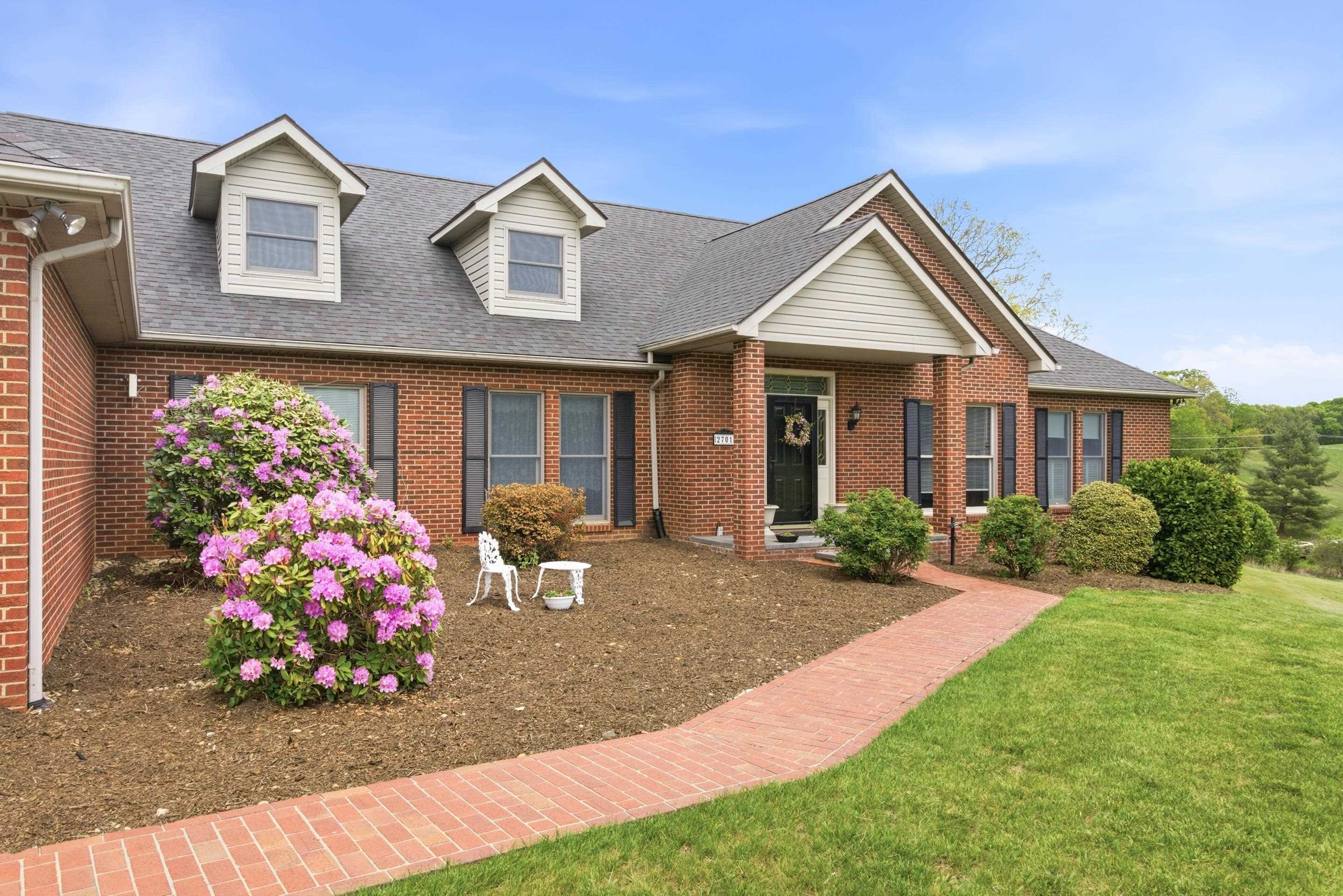 2701 Christiana Court