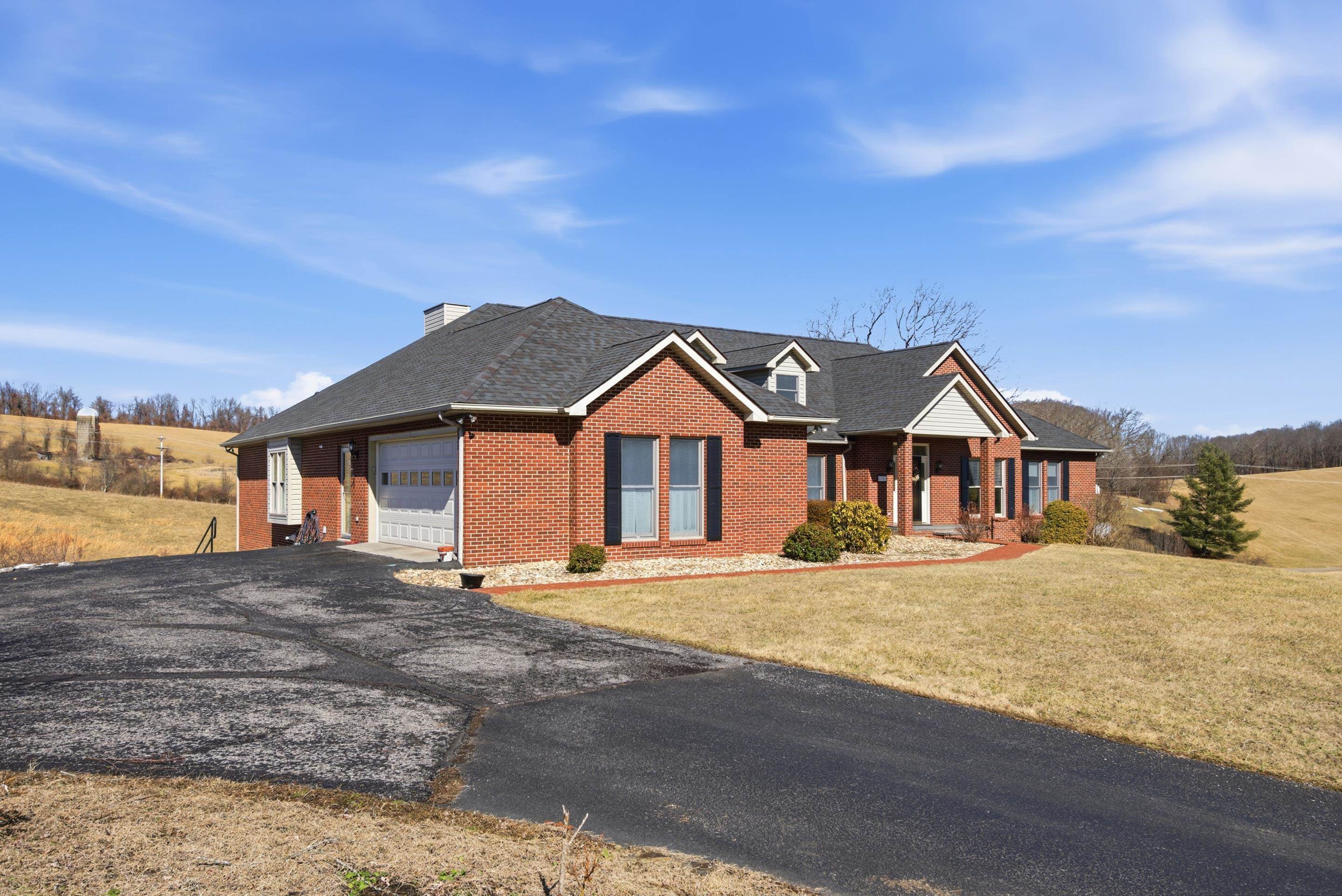 2701 Christiana Court