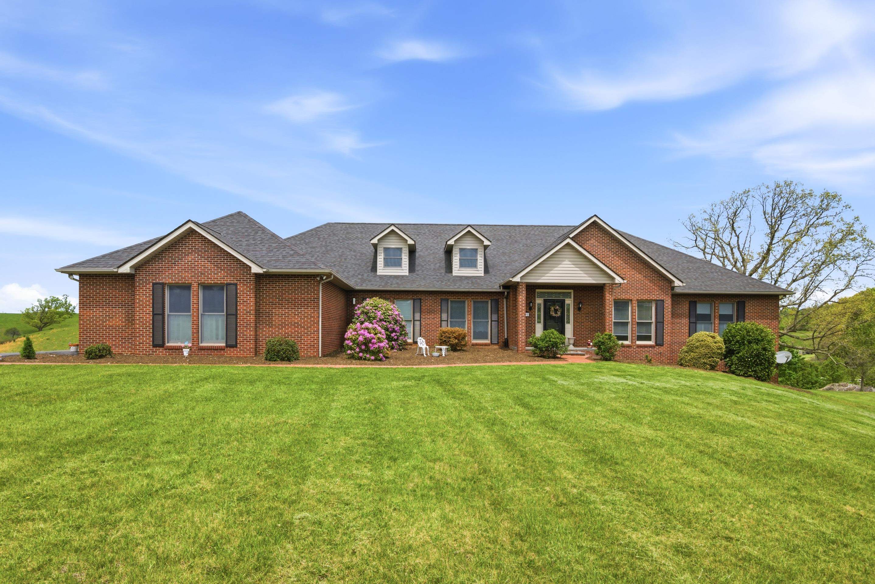 2701 Christiana Court