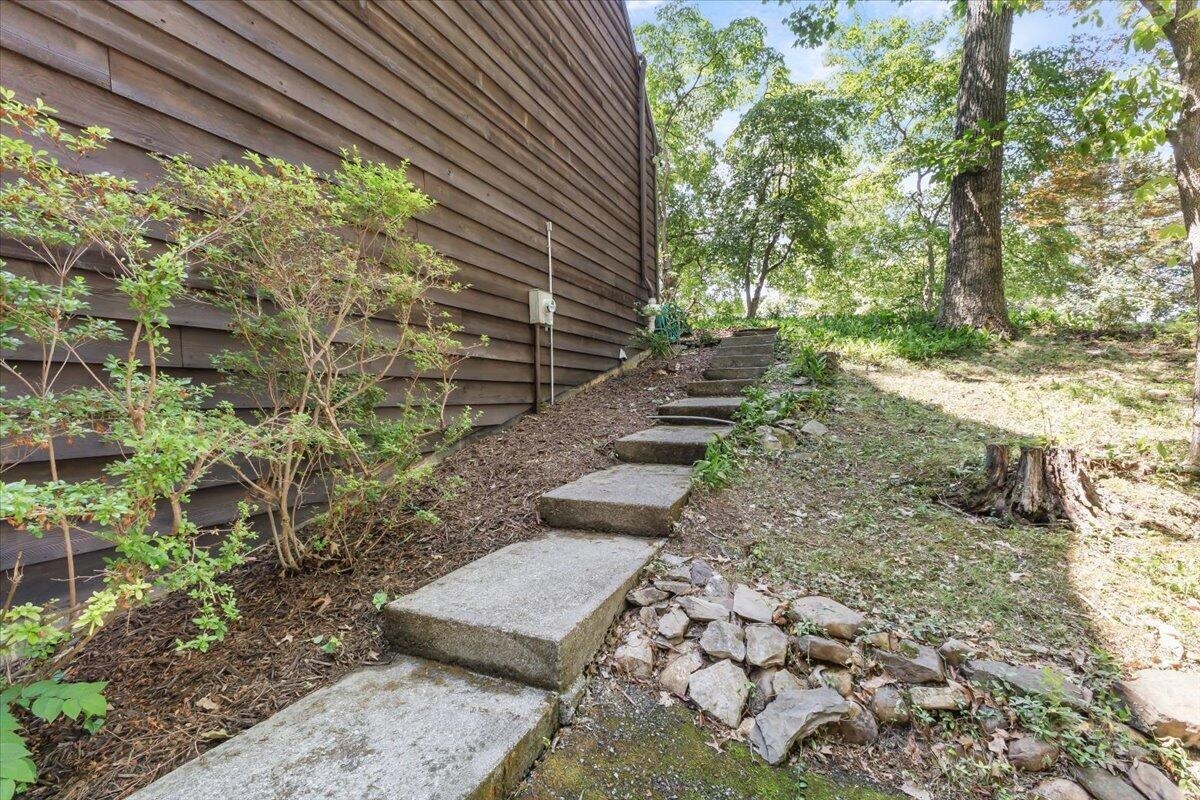 7282 Timberlane Drive