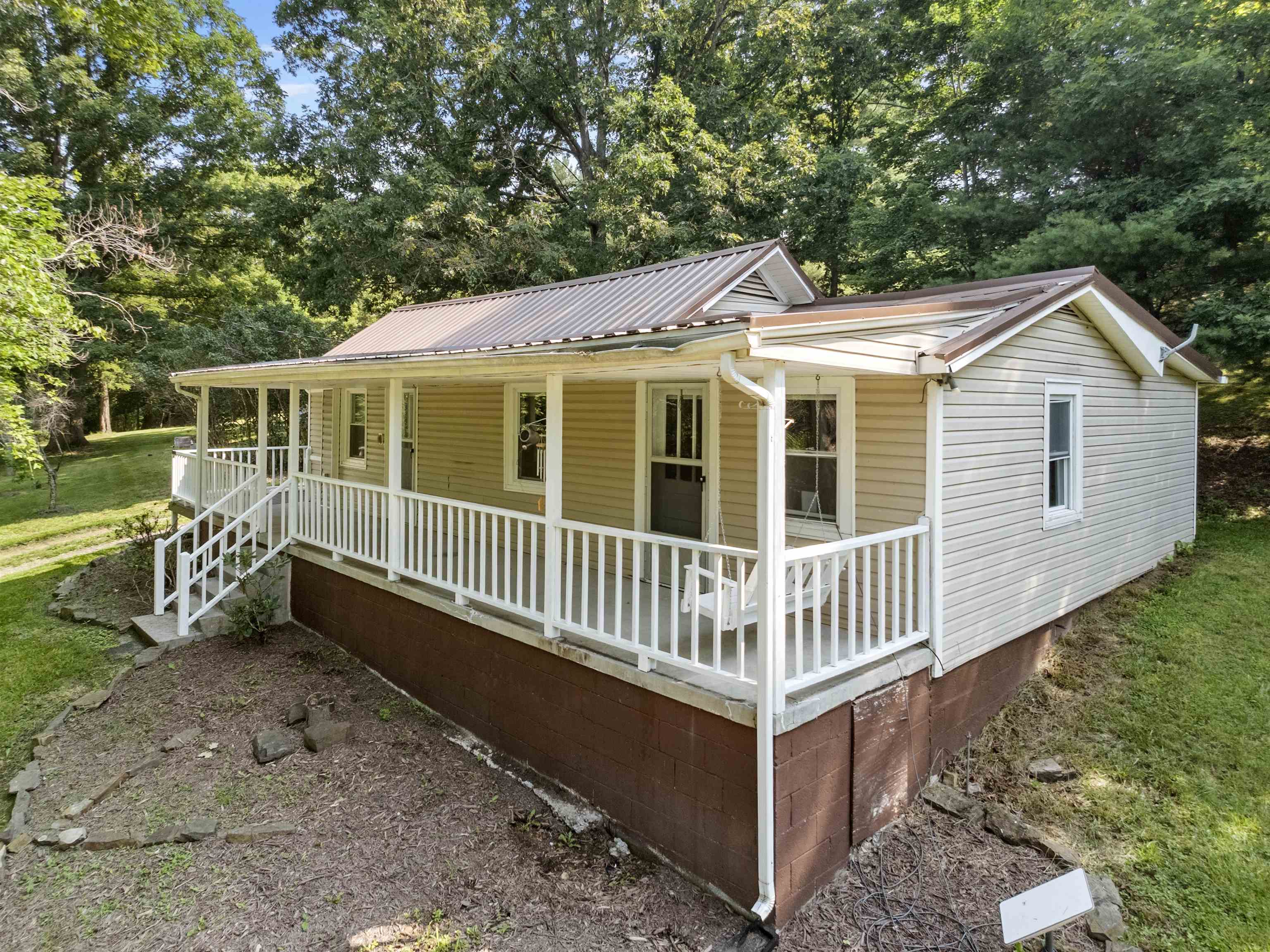 3040 LICK RUN Road