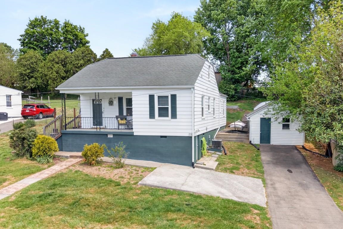 6810 PULASKI Avenue
