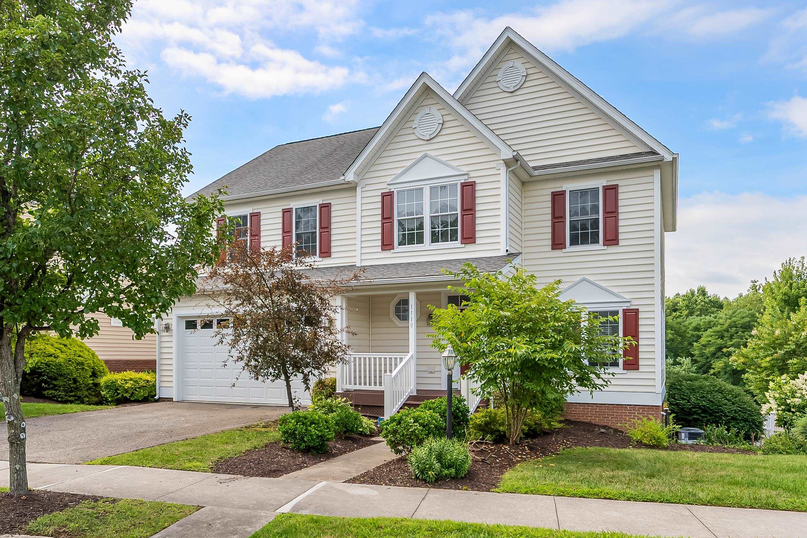 1110 Brook Circle