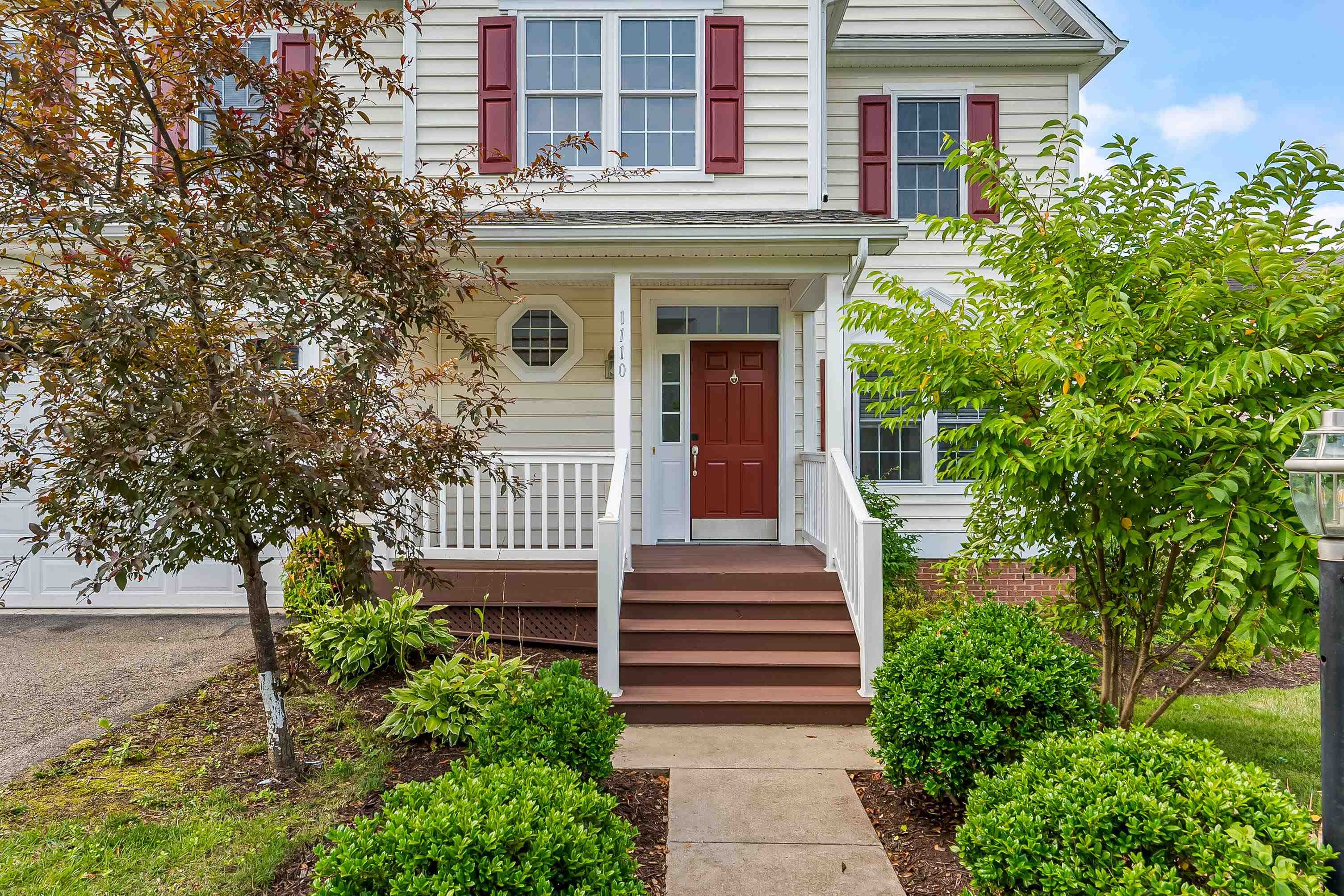 1110 Brook Circle