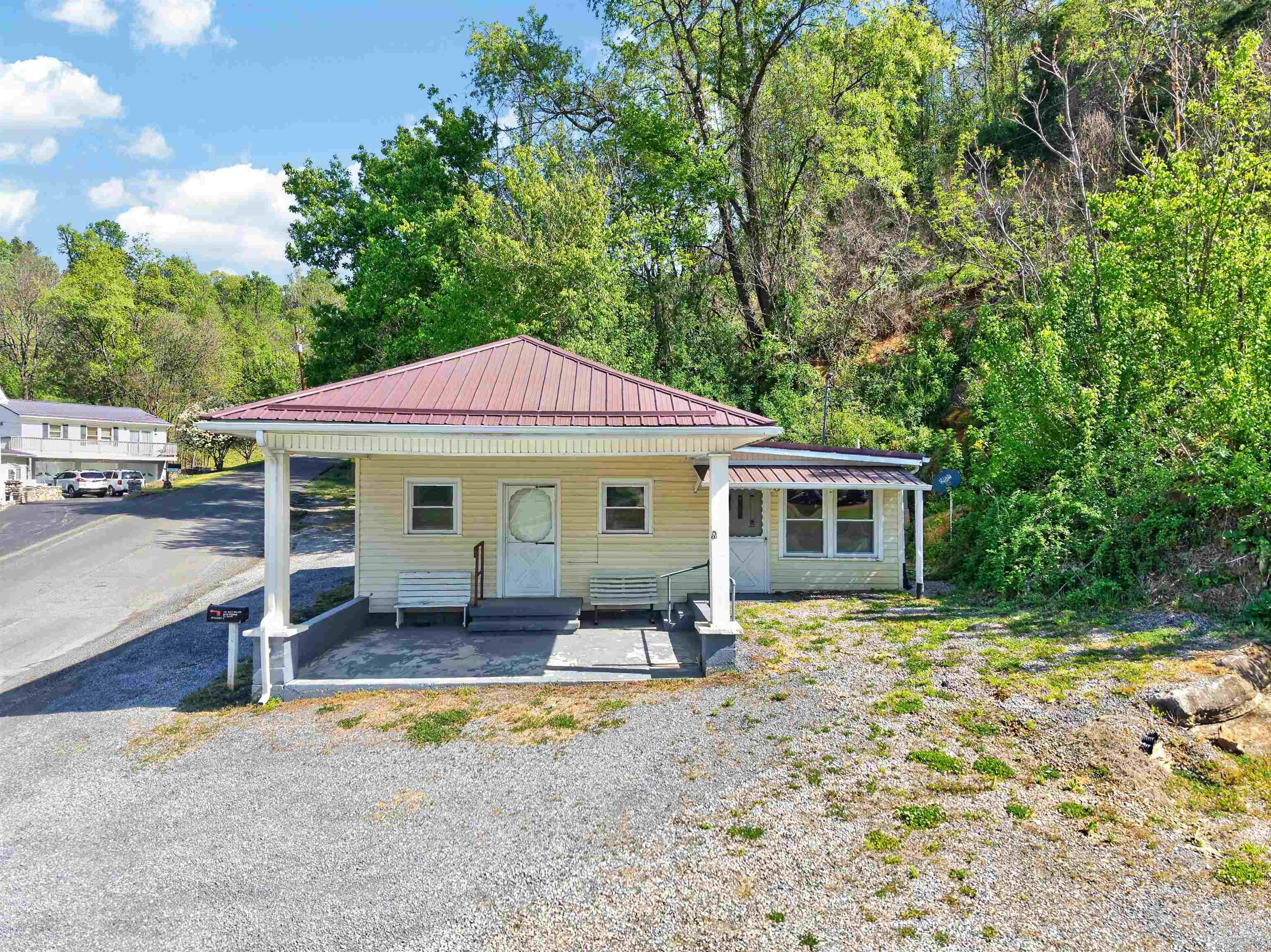 101 Mays Hollow Road