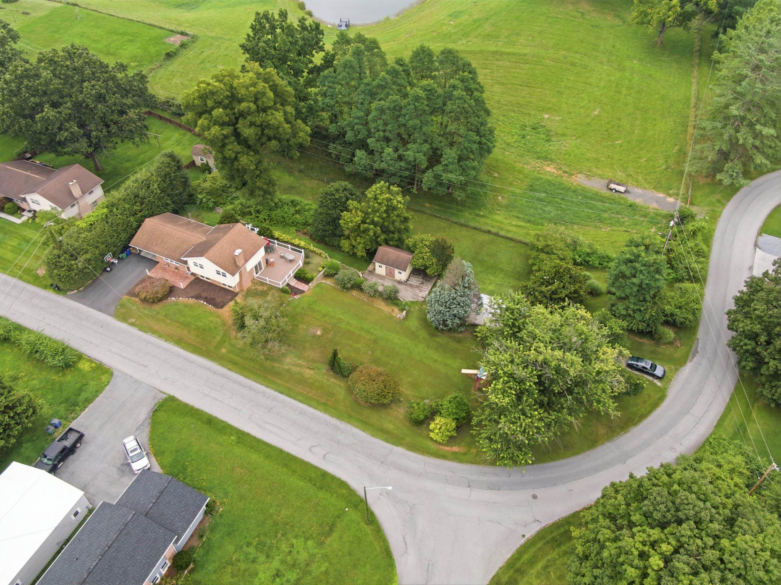 75 Walnut Drive NW