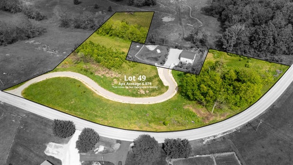 1330 CHRISMAN MILL RD, CHRISTIANSBURG, VA 24073 - Image d70b86cfcbe9a4680bc48a355cc4bd75/4241350694