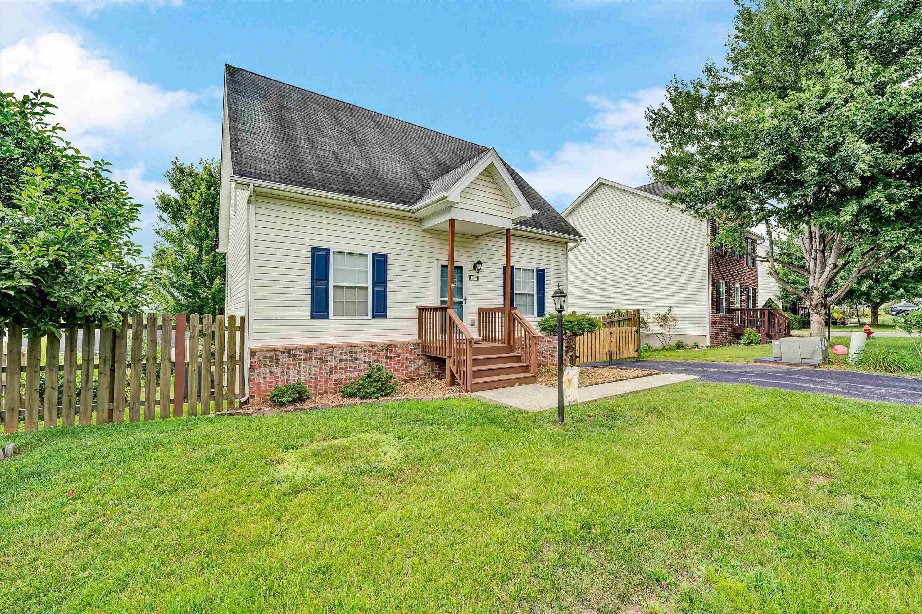 135 Wistaria Drive