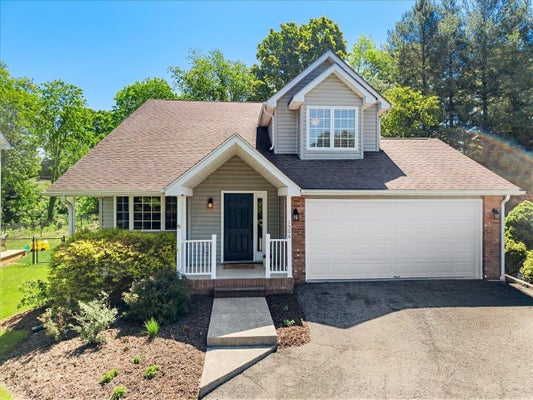 1506 ORIOLE DR, BLACKSBURG, VA 24060 - Image d9f8f1dac1e5da7b5f5ad7a52effeaaa/2660398577