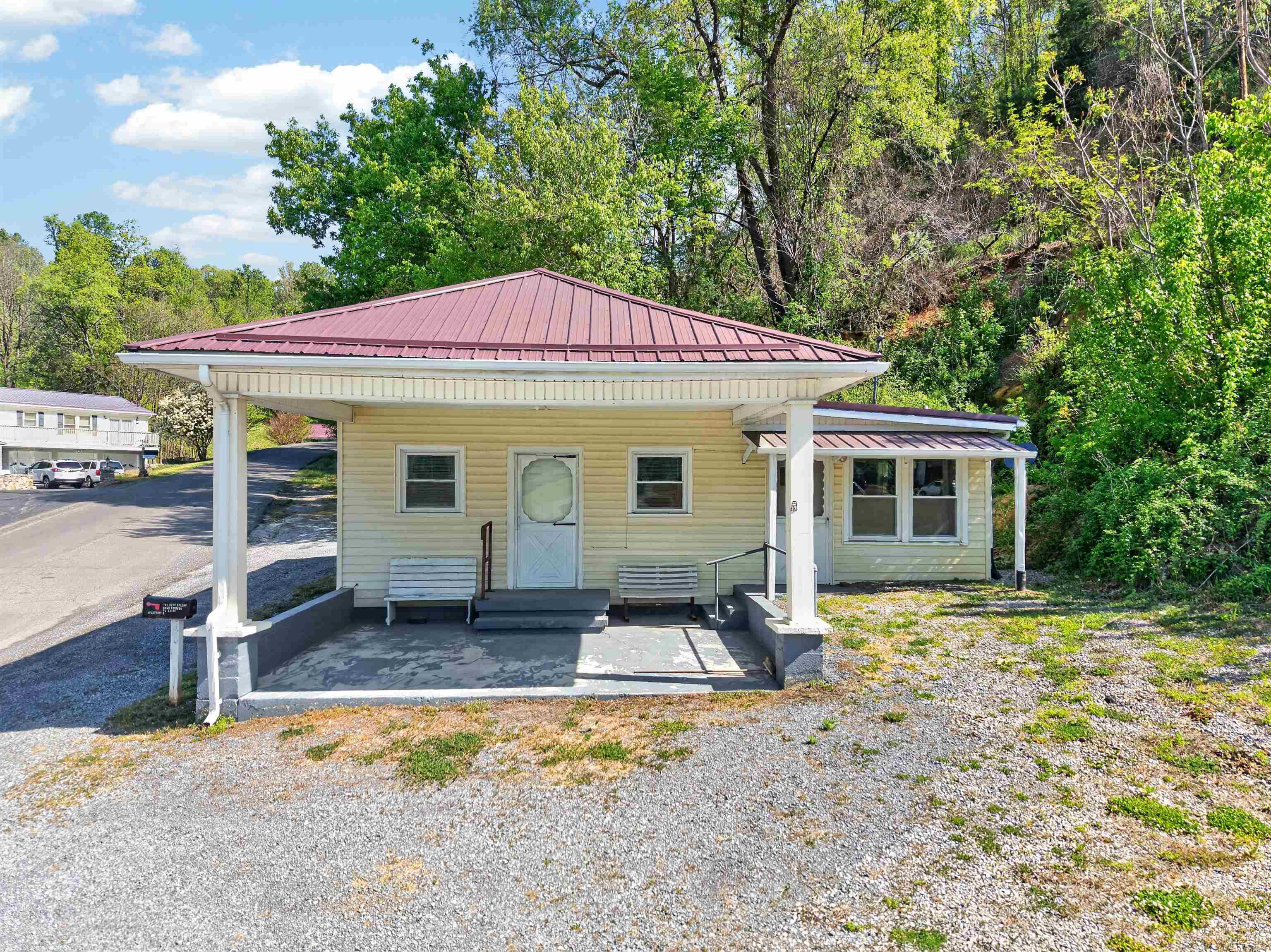 101 Mays Hollow Road