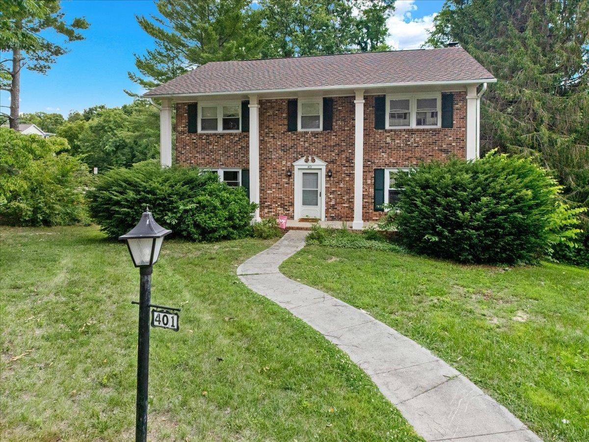 401 Stonegate Drive